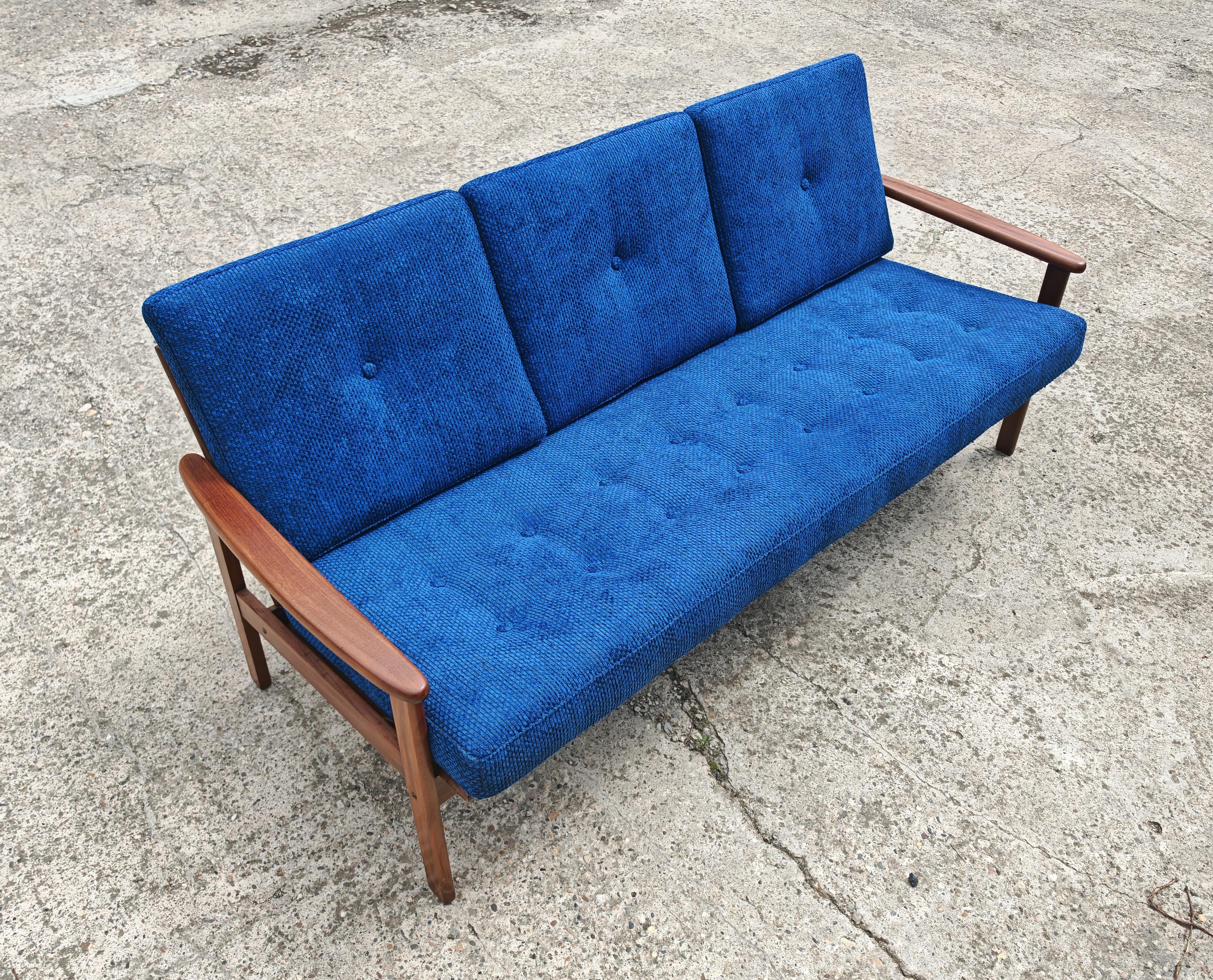 Canapé 3 places en teck du milieu du siècle, attr. à Arne Vodder, Danemark années 1960 en vente 5