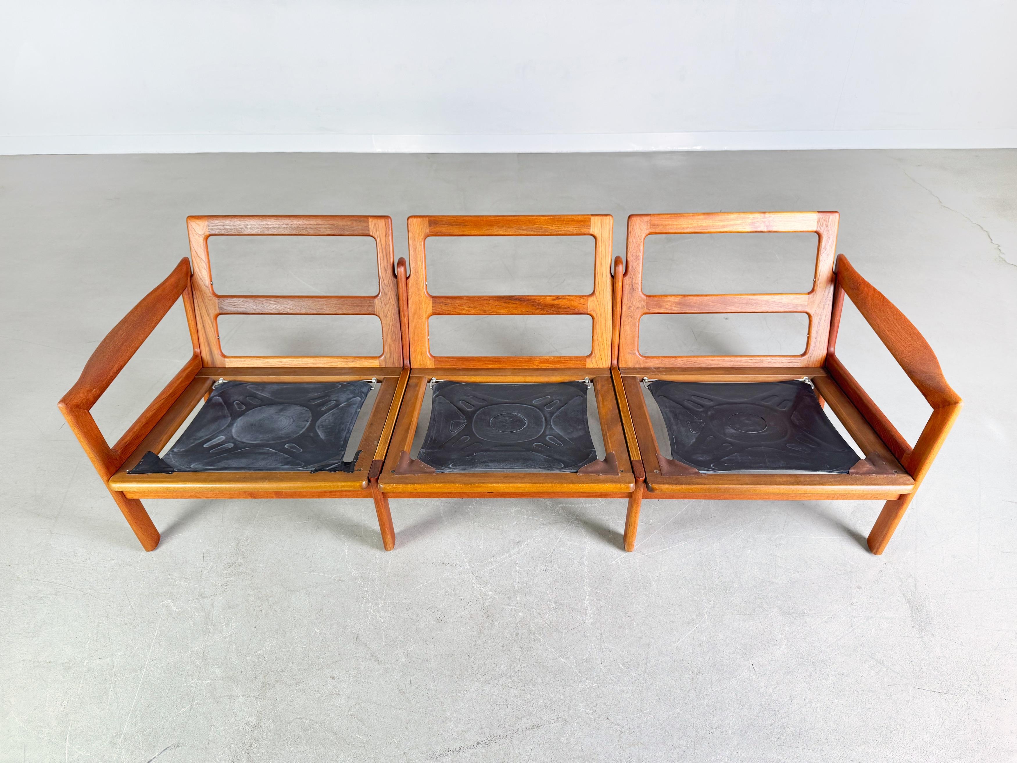 Divano a 3 posti di metà secolo Niels Eilersen Illum Wikkelsø Couch Teak in vendita 6