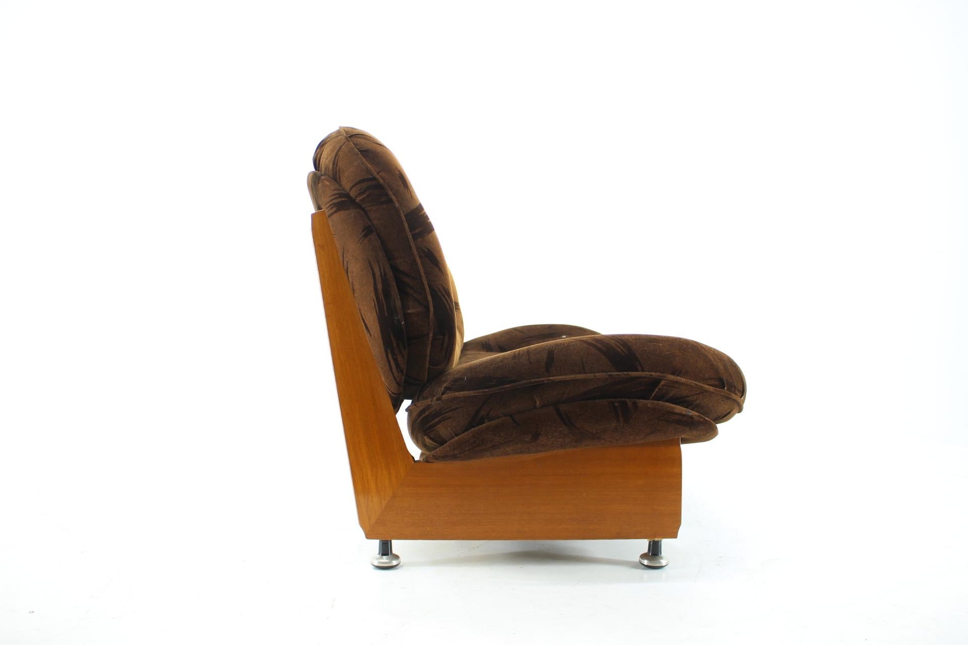 Midcentury 3-Sitz Sofa, deutsch, 1970er Jahre (Moderne der Mitte des Jahrhunderts) im Angebot