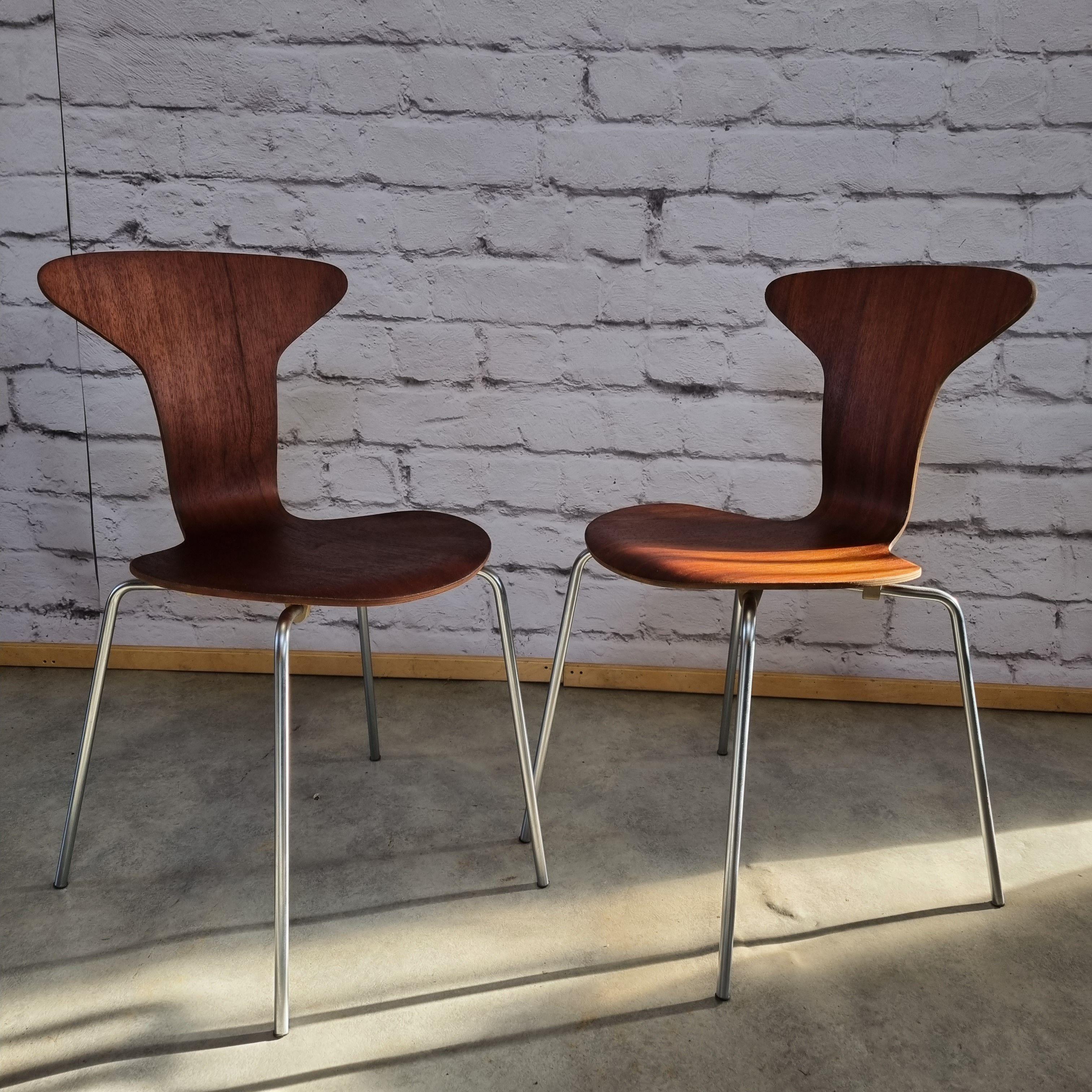 Mid Century 3105 Mosquito Chairs by Arne Jacobsen for Fritz Hansen Set of 2 1