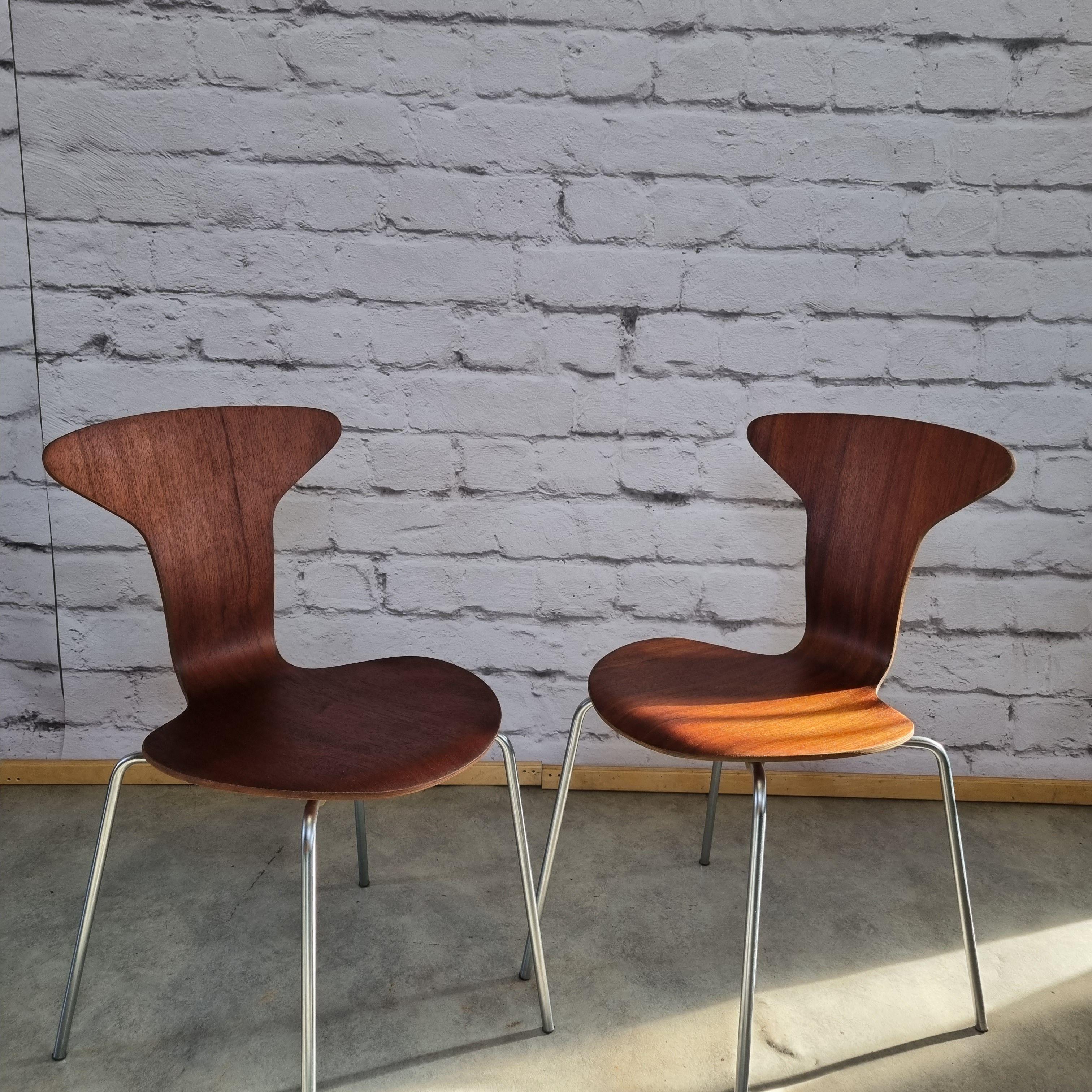 Mid Century 3105 Mosquito Chairs by Arne Jacobsen for Fritz Hansen Set of 2 2