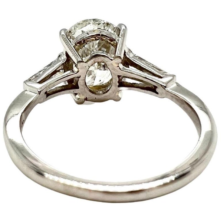 Mid Century 3.36 Carats Oval Cut Diamond Platinum Engagement Ring 2