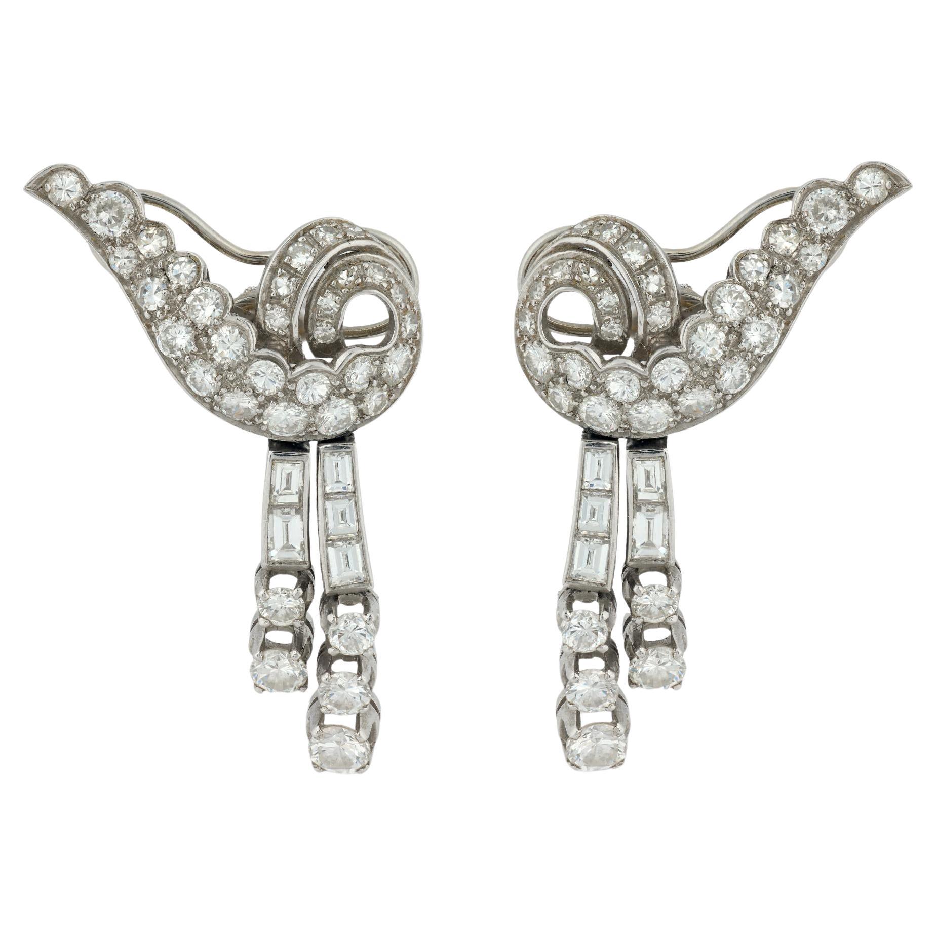 Orecchini in platino con diamante da 3,50 carati del Mid Century