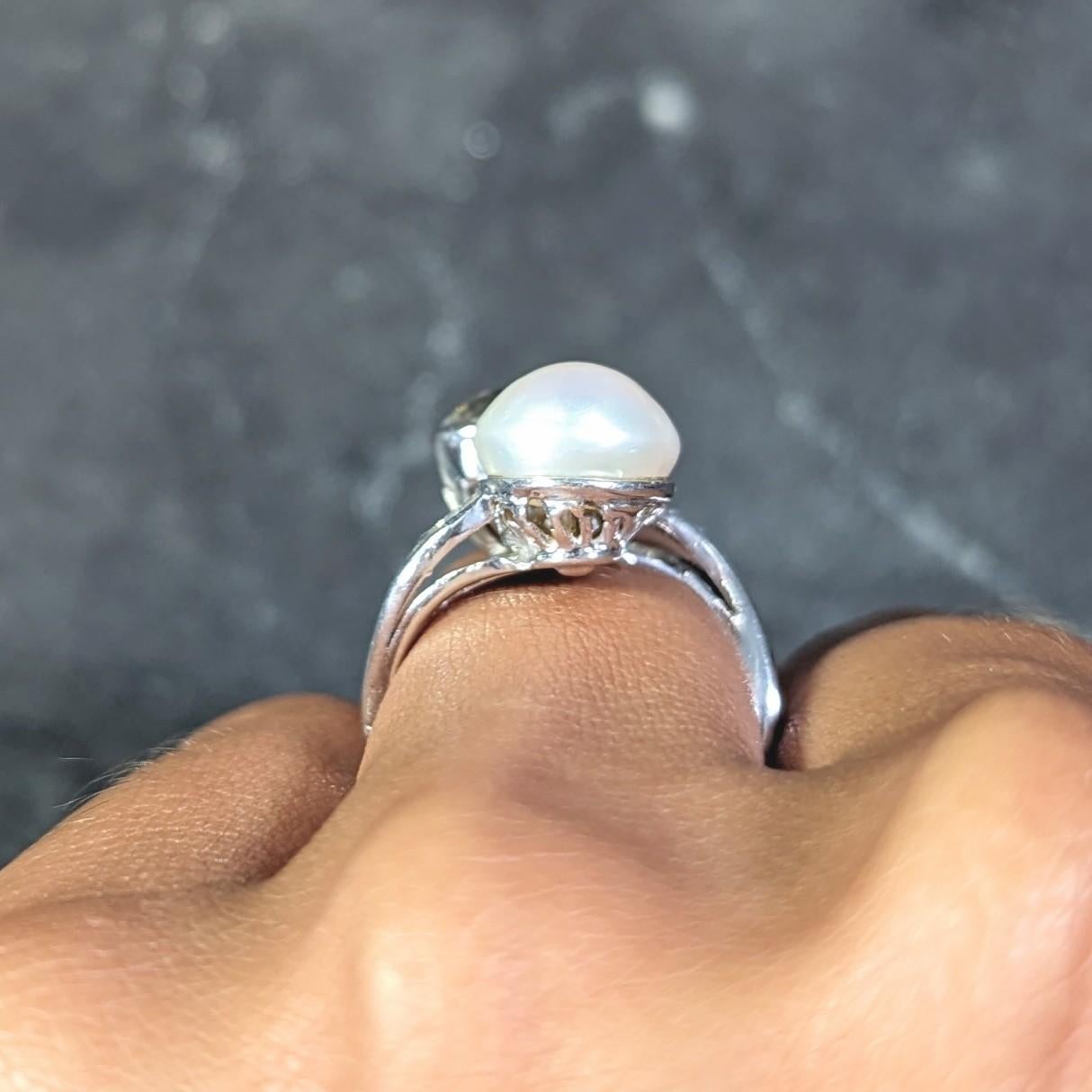 Mid-Century 3.52 CTW Diamond Pinctada Pearl Platinum Toi-Et-Moi Vintage Ring GIA For Sale 8