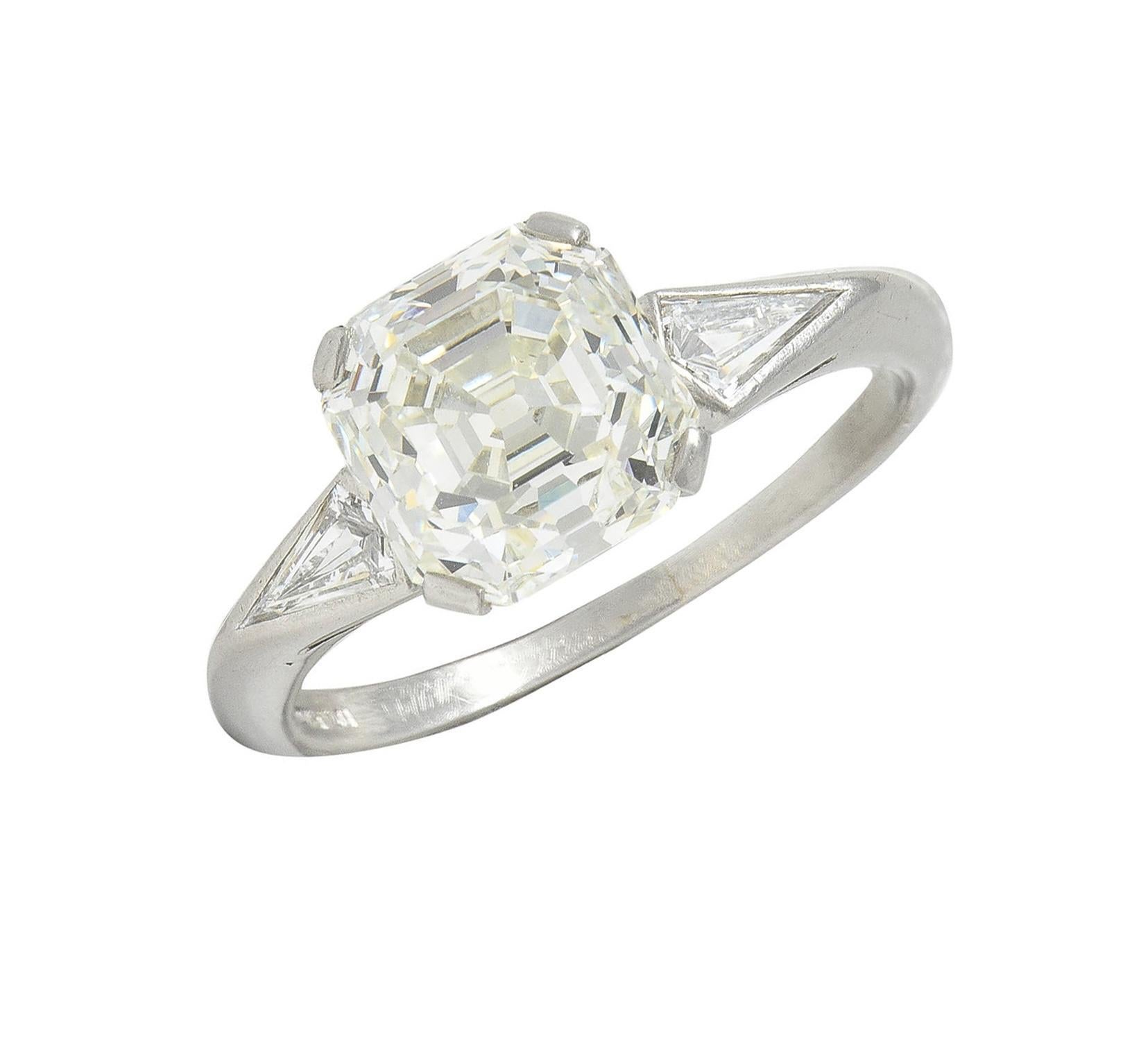 Mid-Century 3.62 CTW Asscher Cut Diamond Platinum Vintage Engagement Ring GIA In Excellent Condition For Sale In Philadelphia, PA