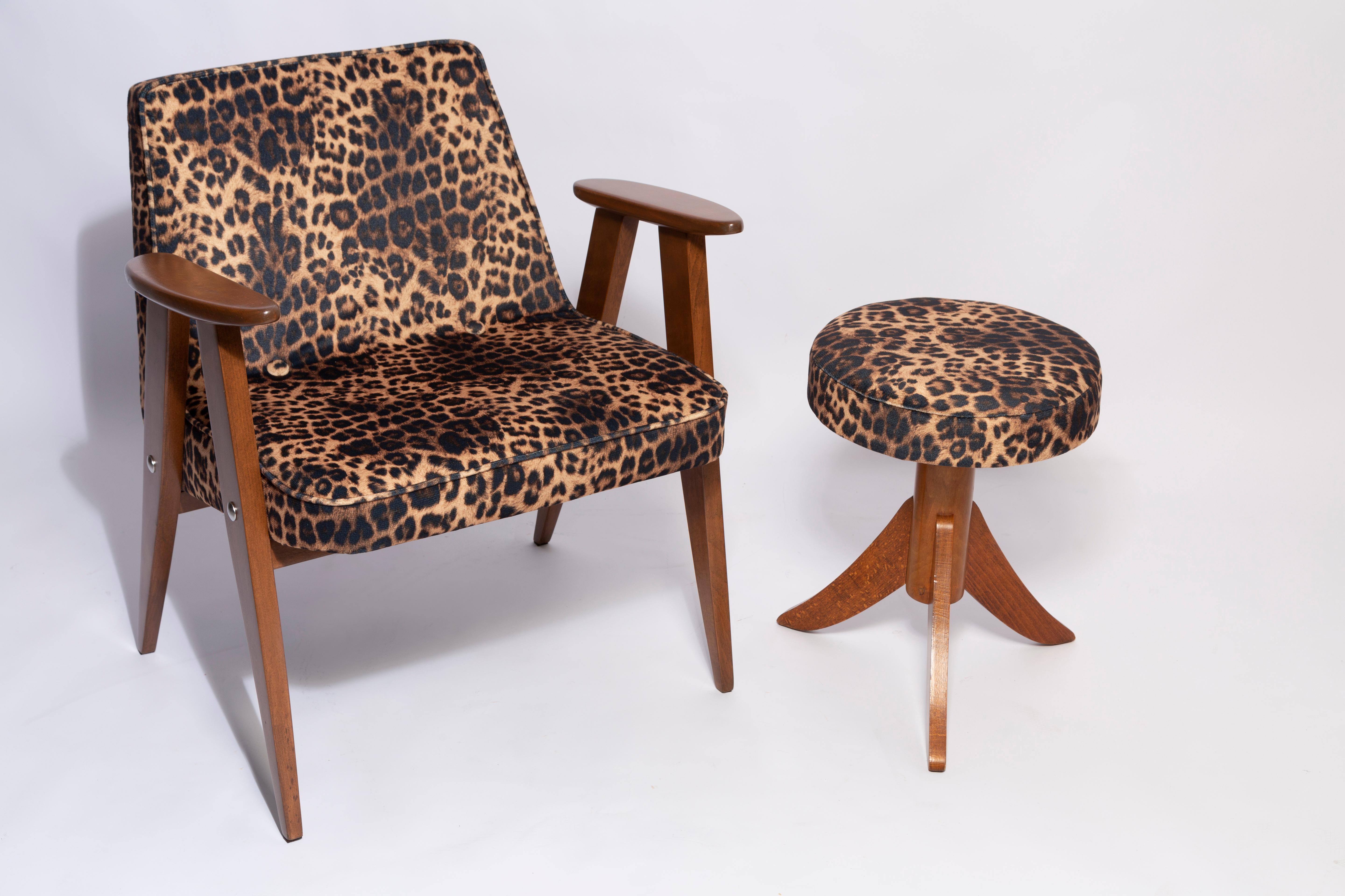 Mid-Century Modern Mid-Century 366 Armchair and Stool in Leopard Velvet, by Chierowski, Europe 1960s For Sale