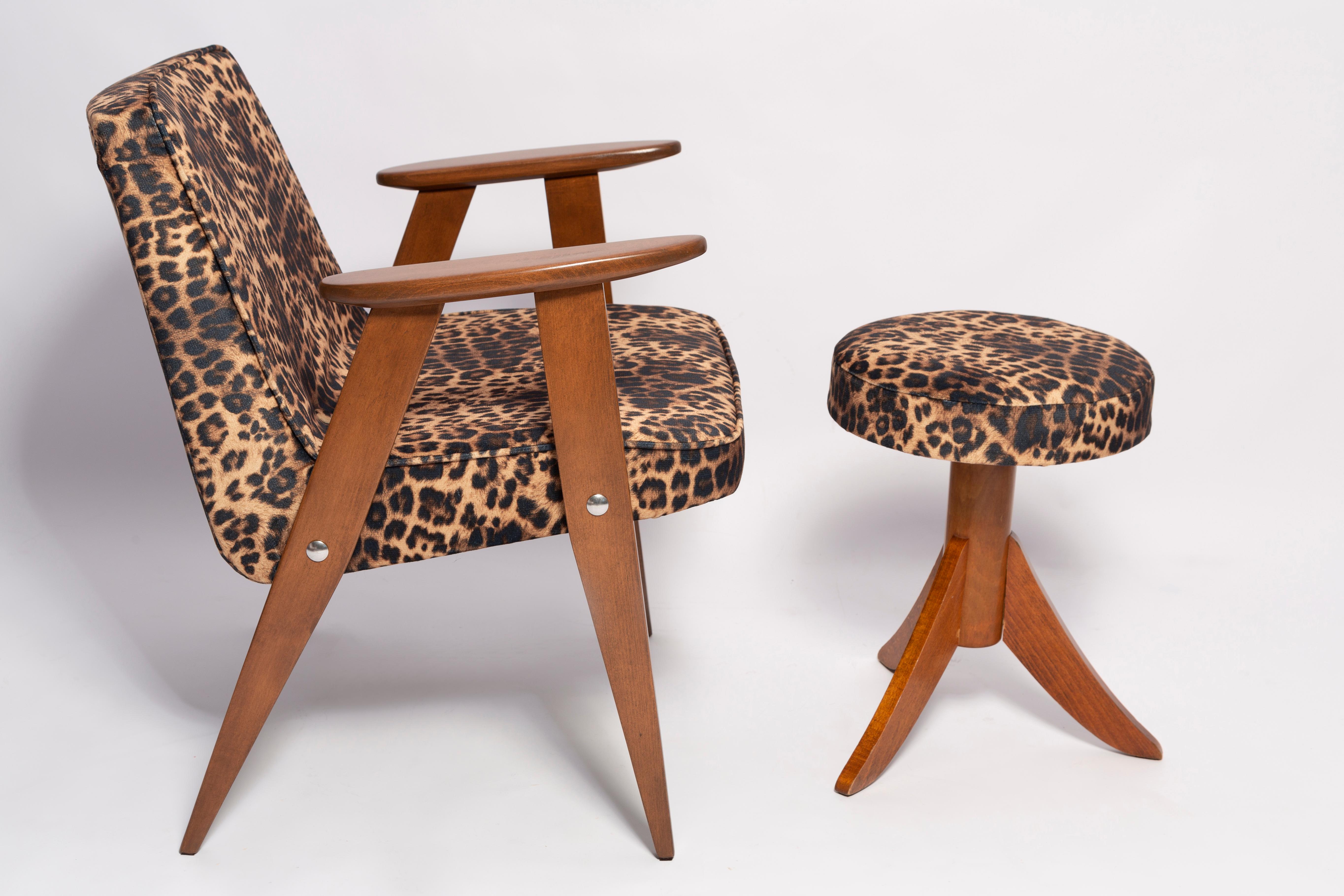 Woodwork Mid-Century 366 Armchair and Stool in Leopard Velvet, by Chierowski, Europe 1960s For Sale