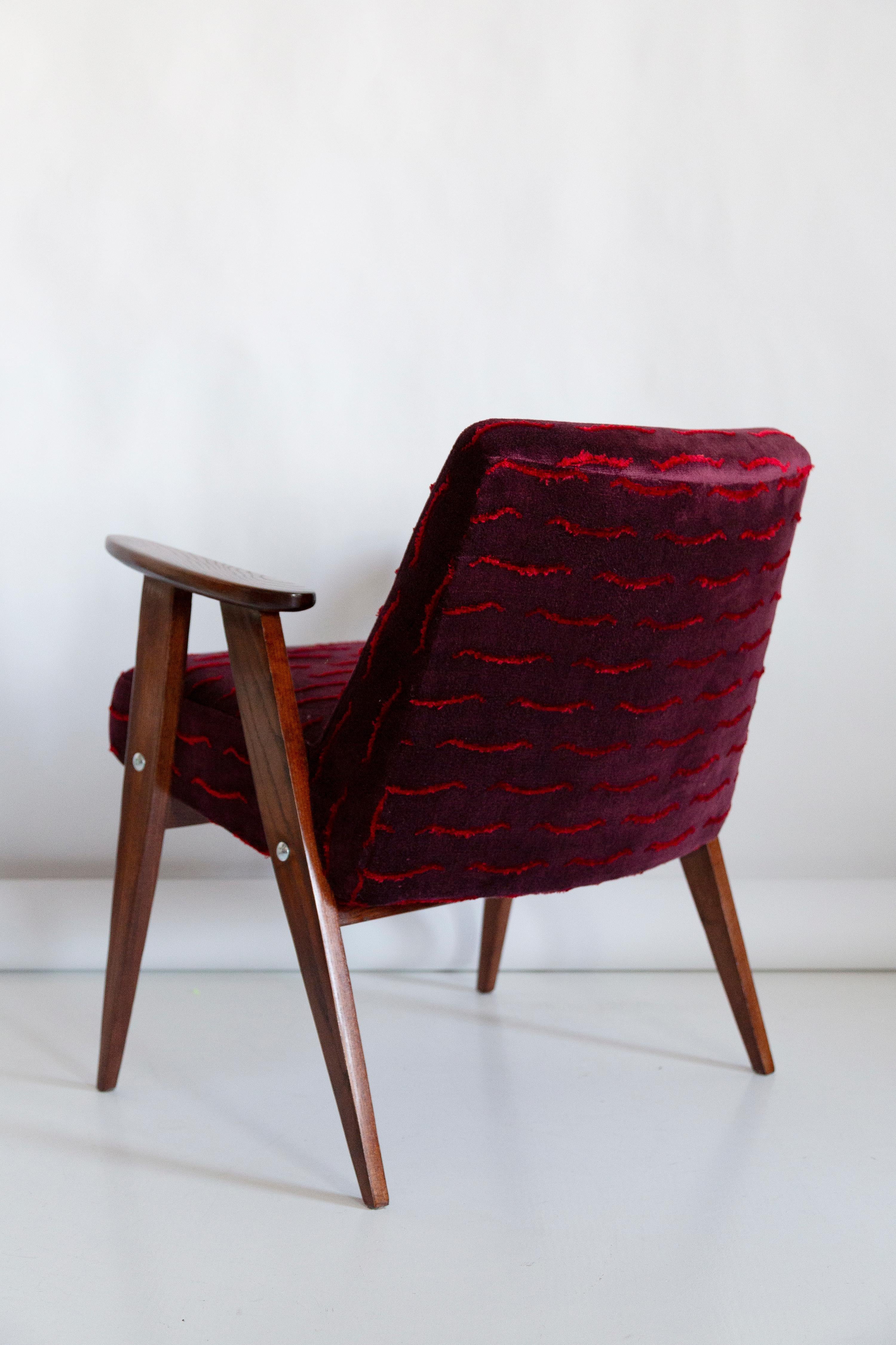 Mid-Century 366 Armchair, Dark Red Velvet, by Jozef Chierowski, Europe, 1960s For Sale 1