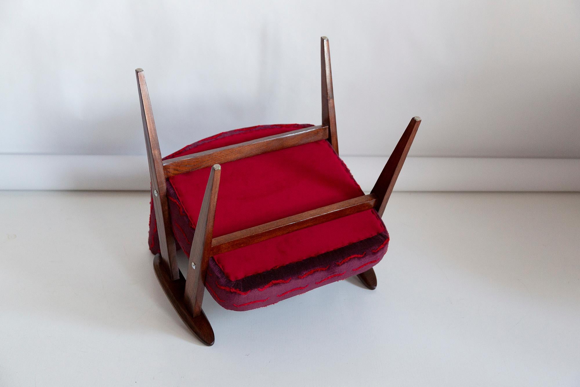 Mid-Century 366 Armchair, Dark Red Velvet, by Jozef Chierowski, Europe, 1960s For Sale 4