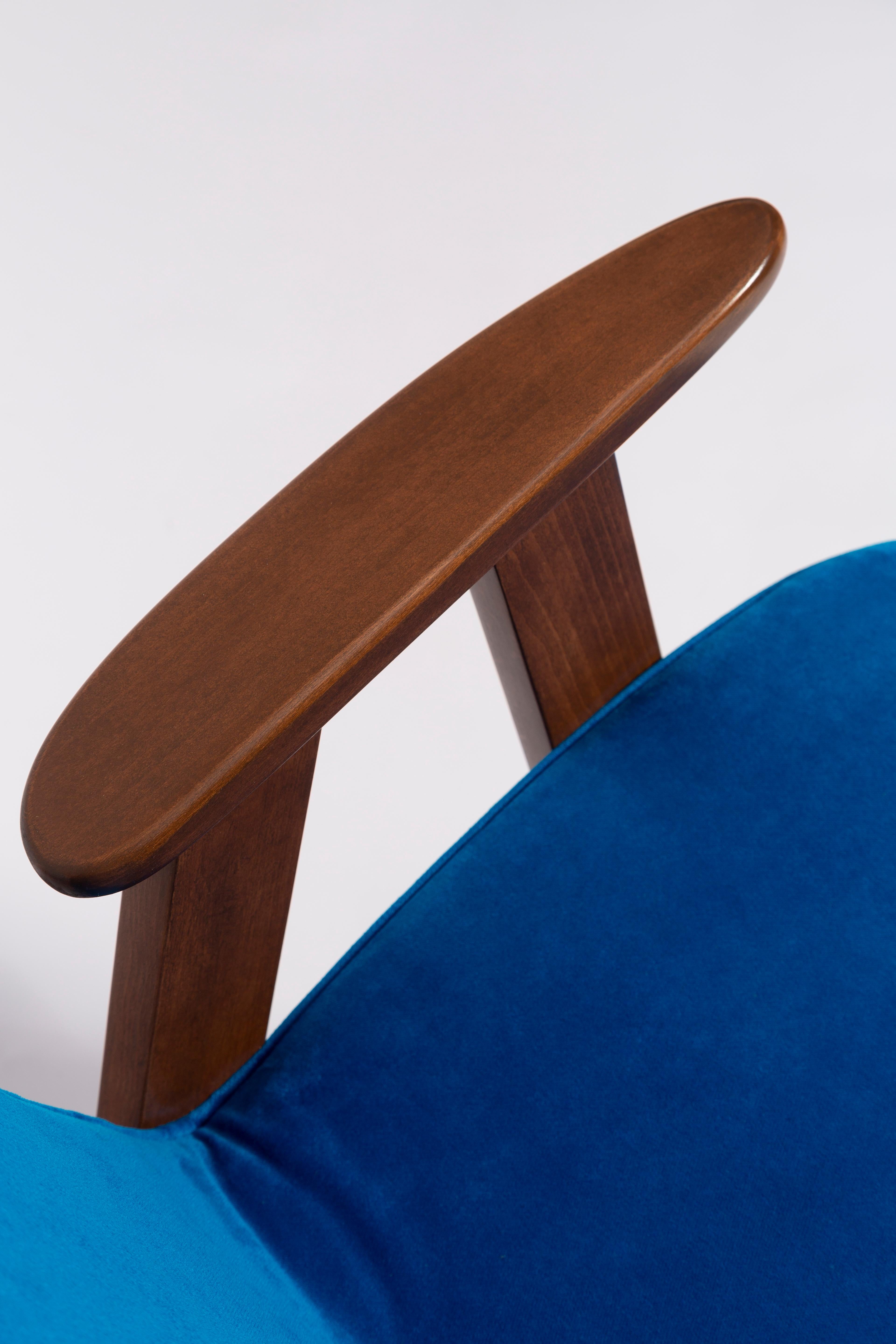 Polish Mid-Century 366 Armchair in Blue Velvet, by Jozef Chierowski, Europe 1960s For Sale