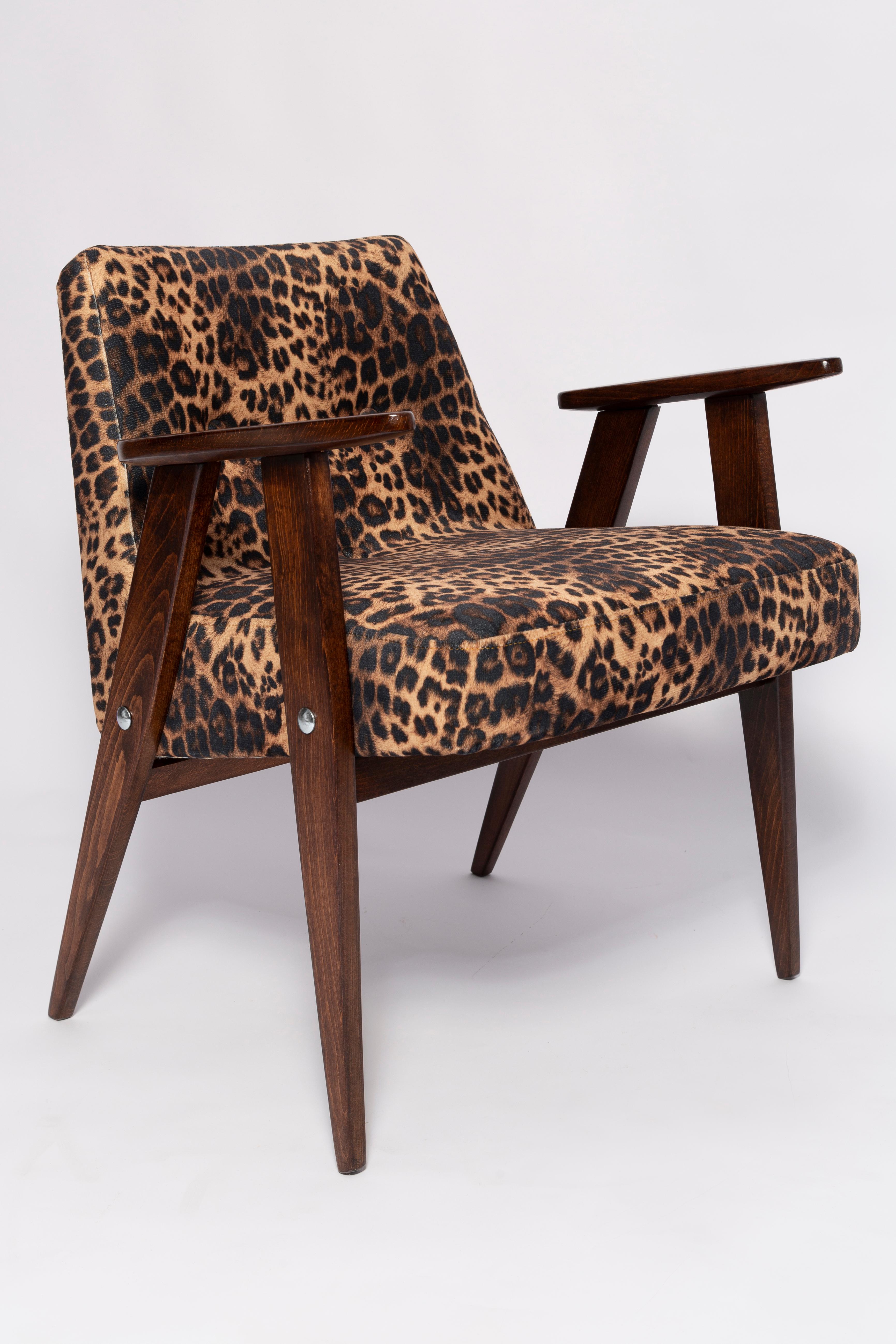 Mid-Century Modern Mid Century 366 Armchair in Leopard Print Velvet, Jozef Chierowski, Europe 1960s For Sale