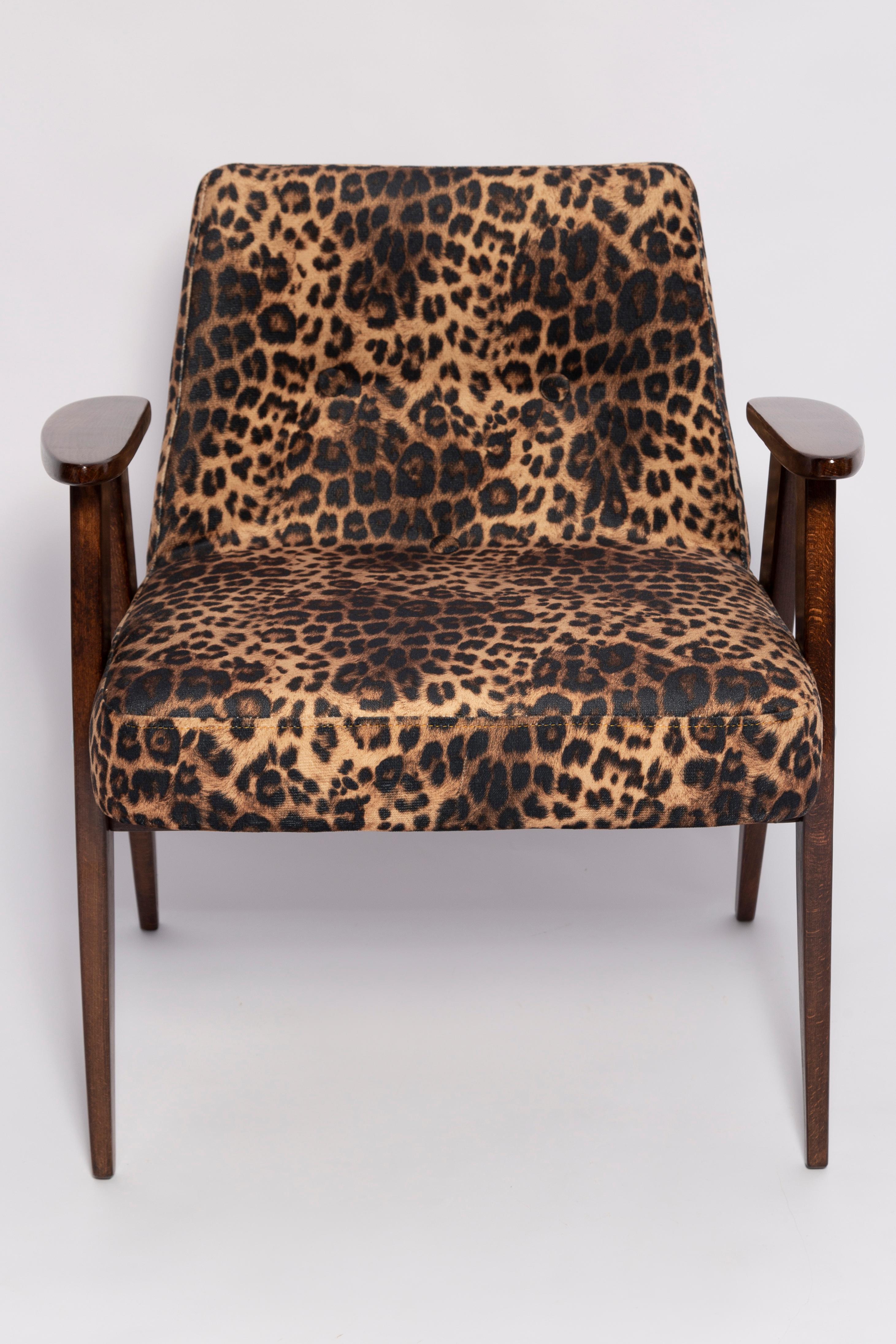 Woodwork Mid Century 366 Armchair in Leopard Print Velvet, Jozef Chierowski, Europe 1960s For Sale
