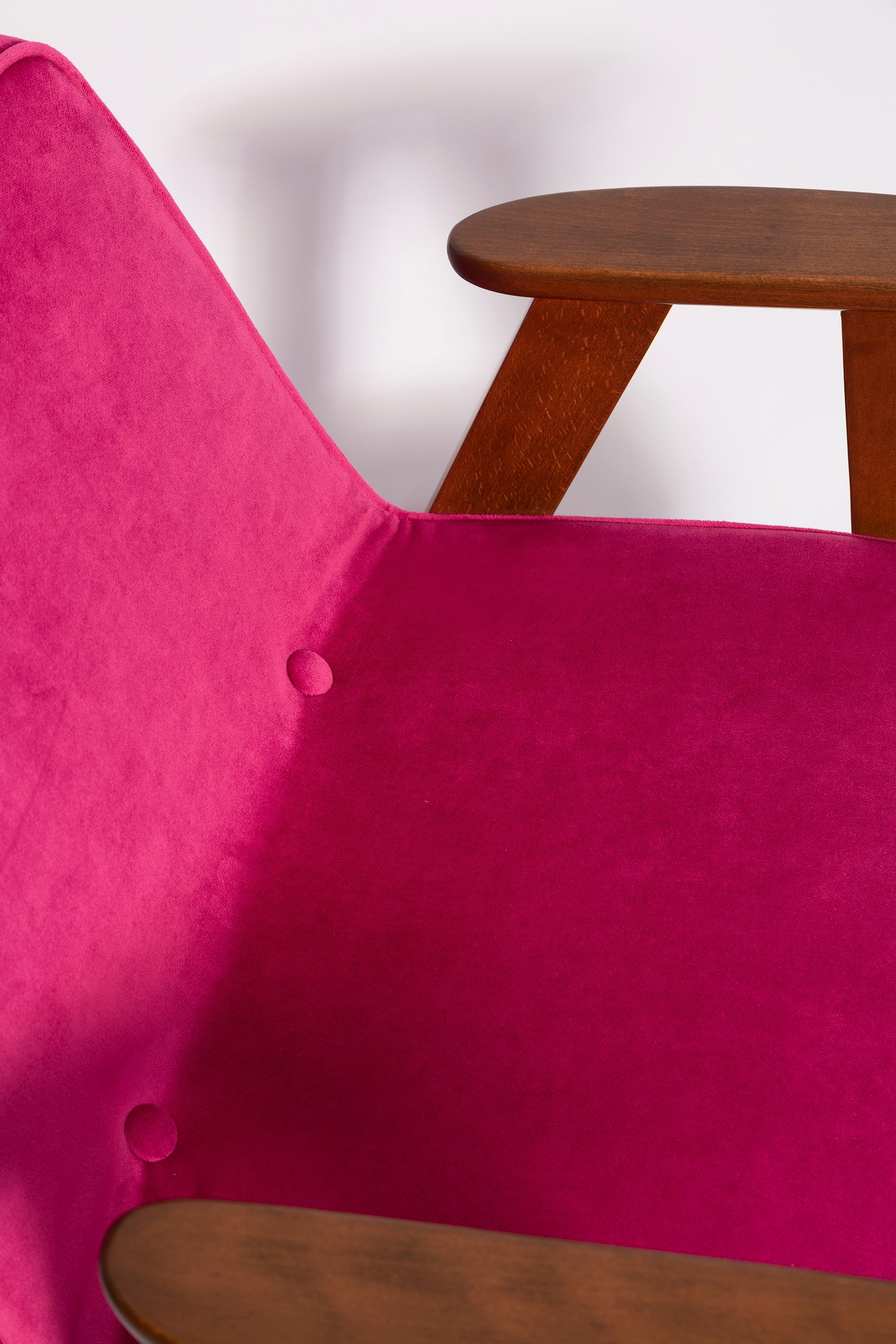 Mid-Century Modern Mid-Century 366 Armchair in Pink Velvet, by Jozef Chierowski, Europe 1960s For Sale