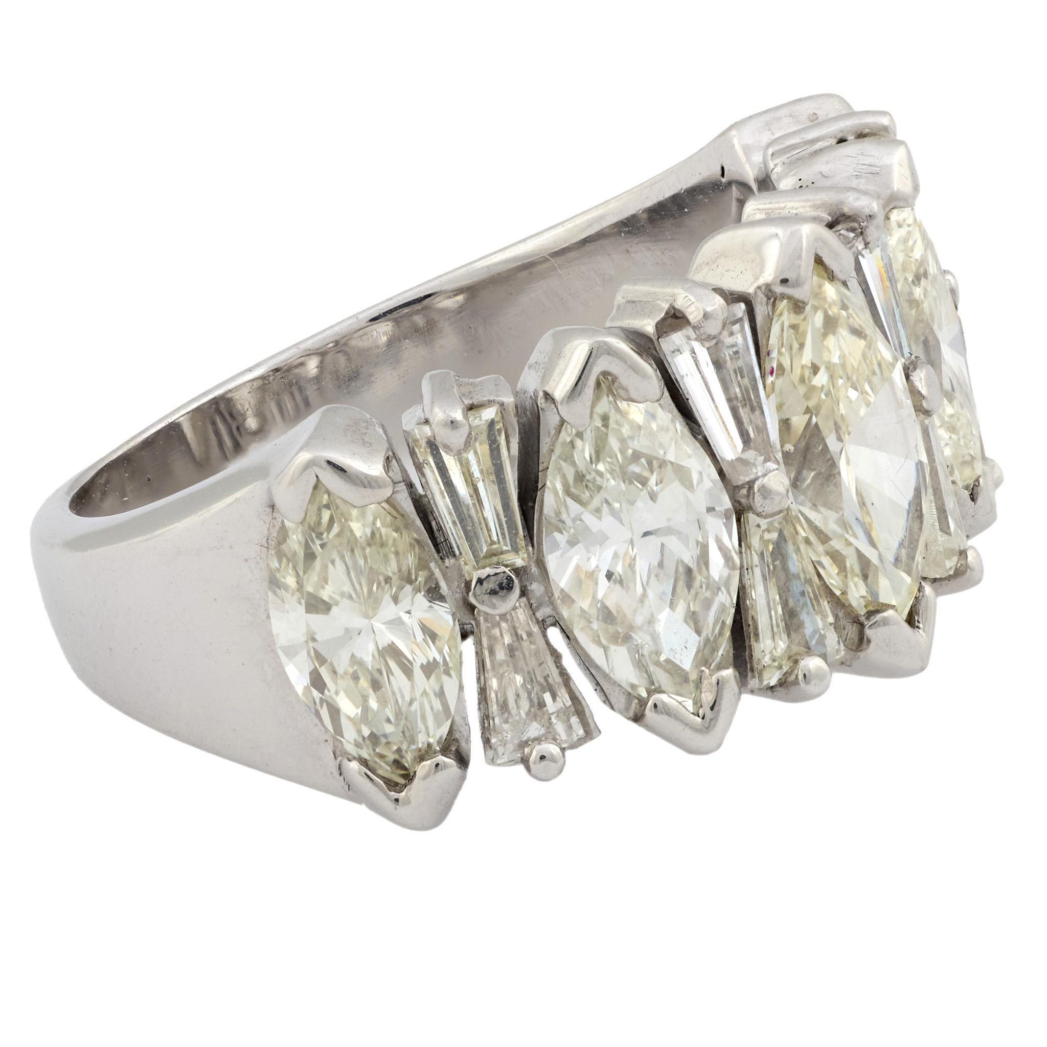 Moderne Bague d'éternité en or blanc 14k avec diamant de 4 carats (poids total) de style Mid Century en vente