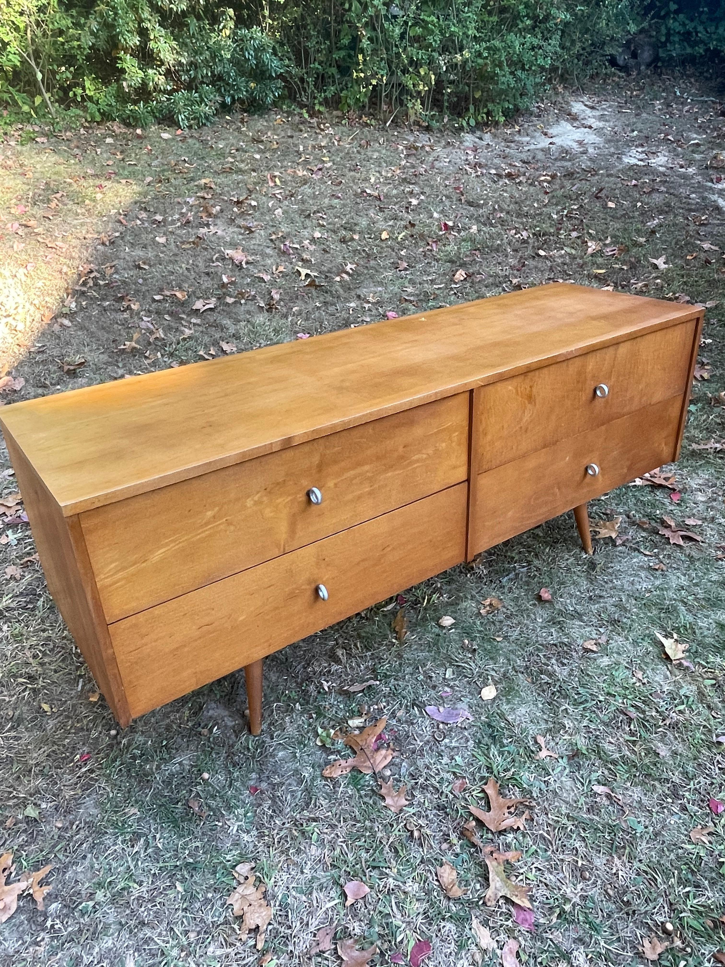Cómoda/Credenza Mid Century 4 cajones de perfil bajo by Paul McCobb en venta 3