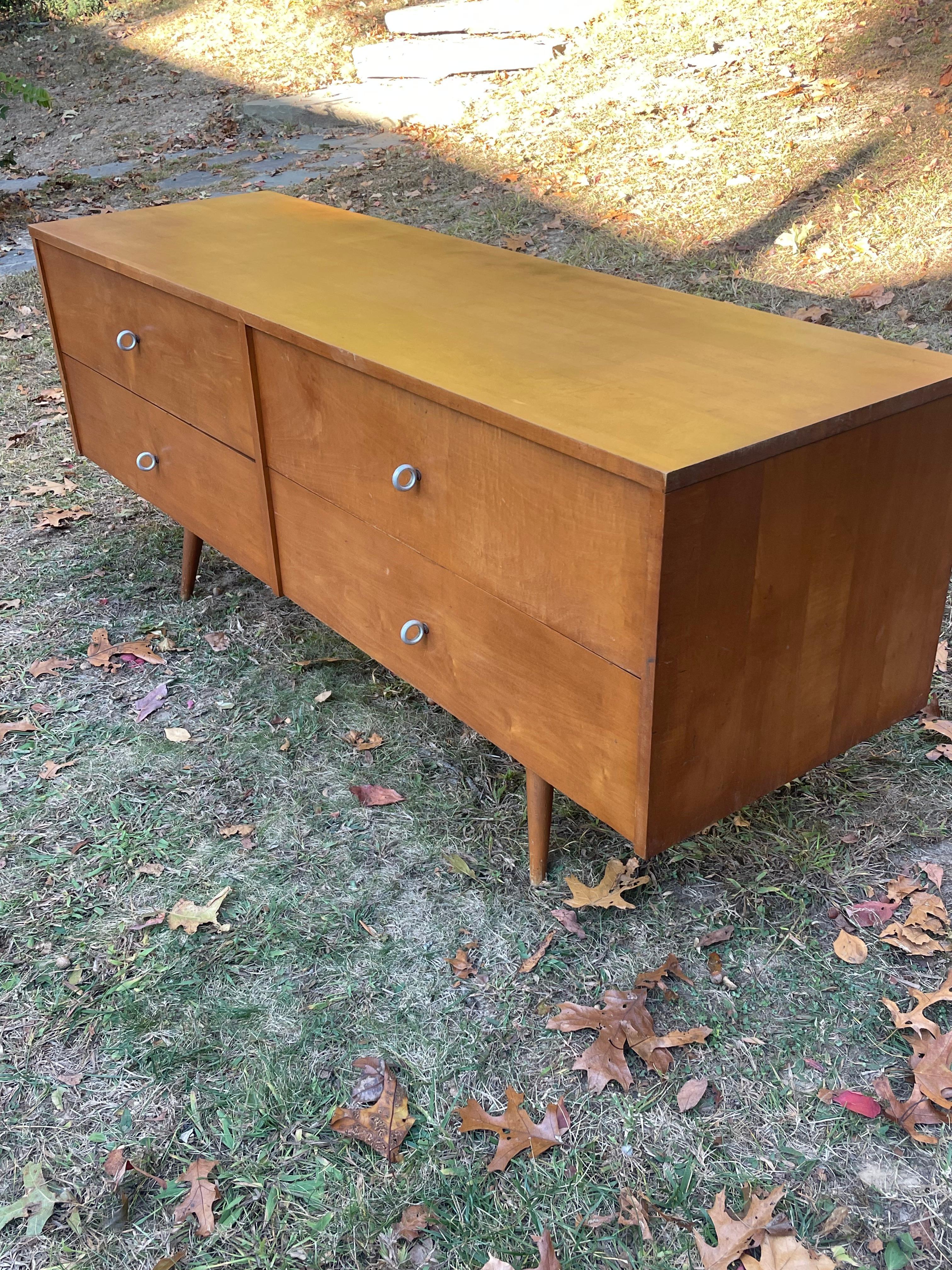 Cómoda/Credenza Mid Century 4 cajones de perfil bajo by Paul McCobb en venta 4