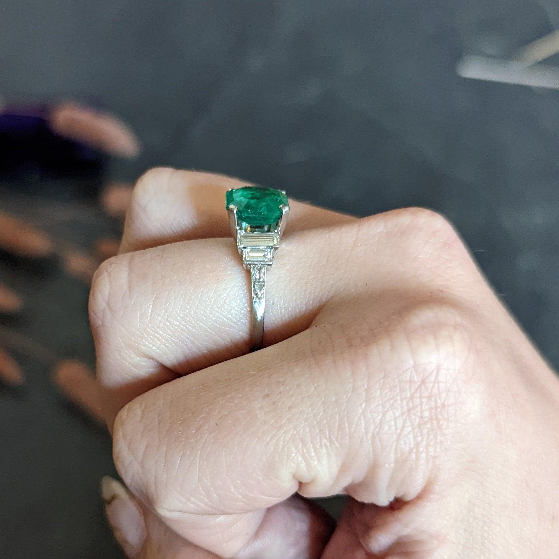 Mid-Century 4.03 Carats Colombian Emerald Diamond Platinum Cocktail Ring GIA 10