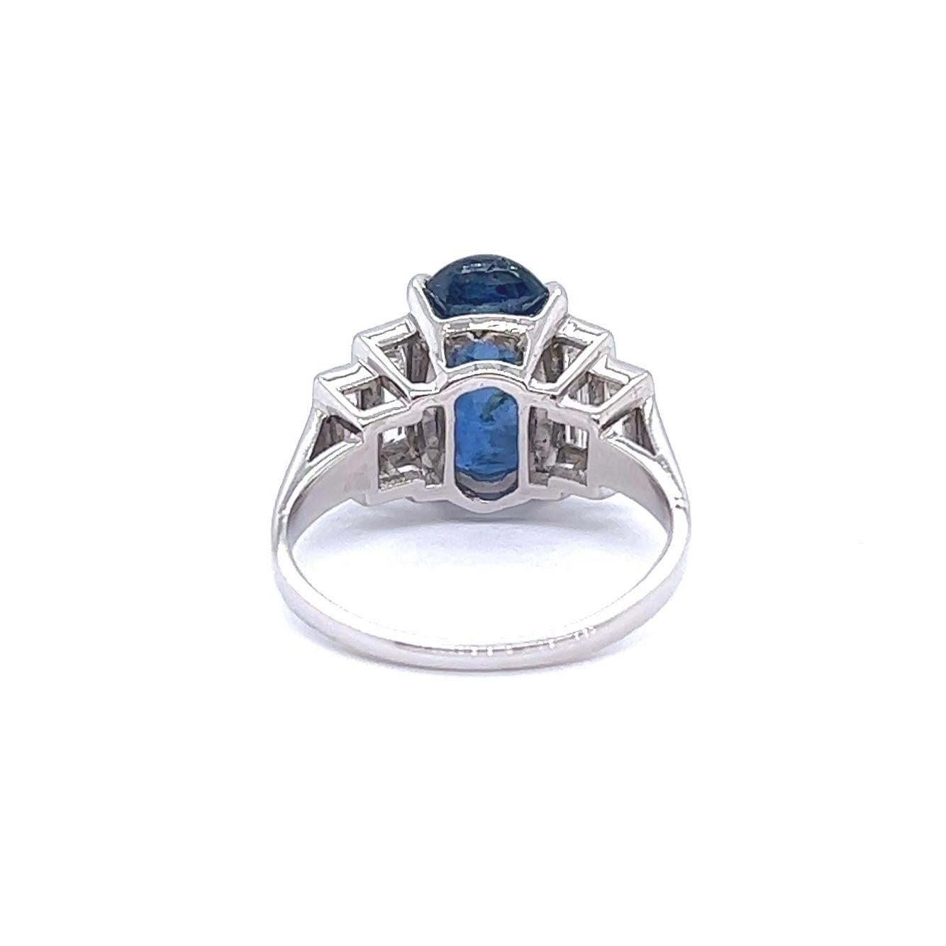 Mid Century 4.27 Carats Cabochon Blue Sapphire Diamond Platinum Ring 3