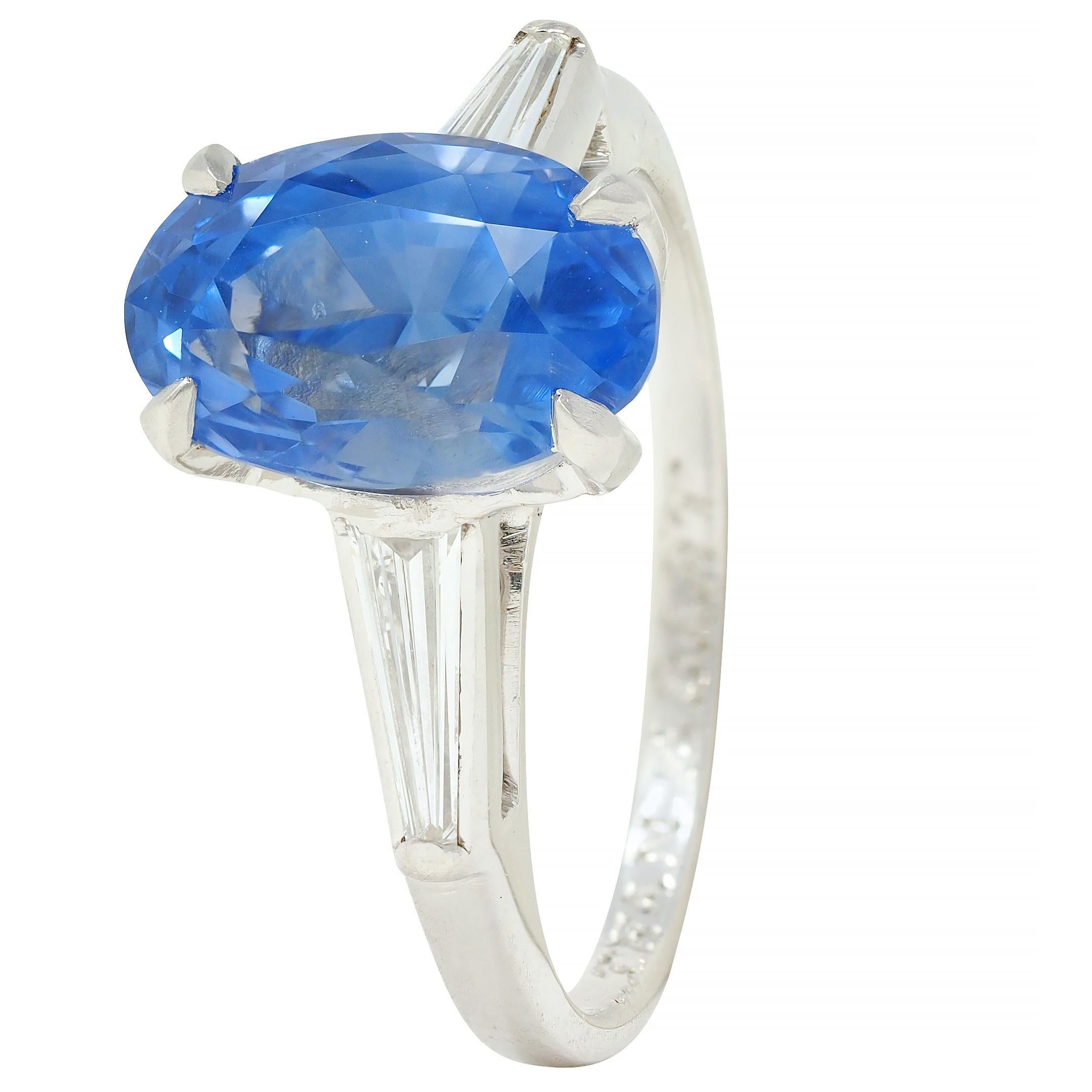 Medio Siglo 4.29 CTW Sin Calor Zafiro de Ceilán Diamante Platino Anillo Vintage GIA en venta 3