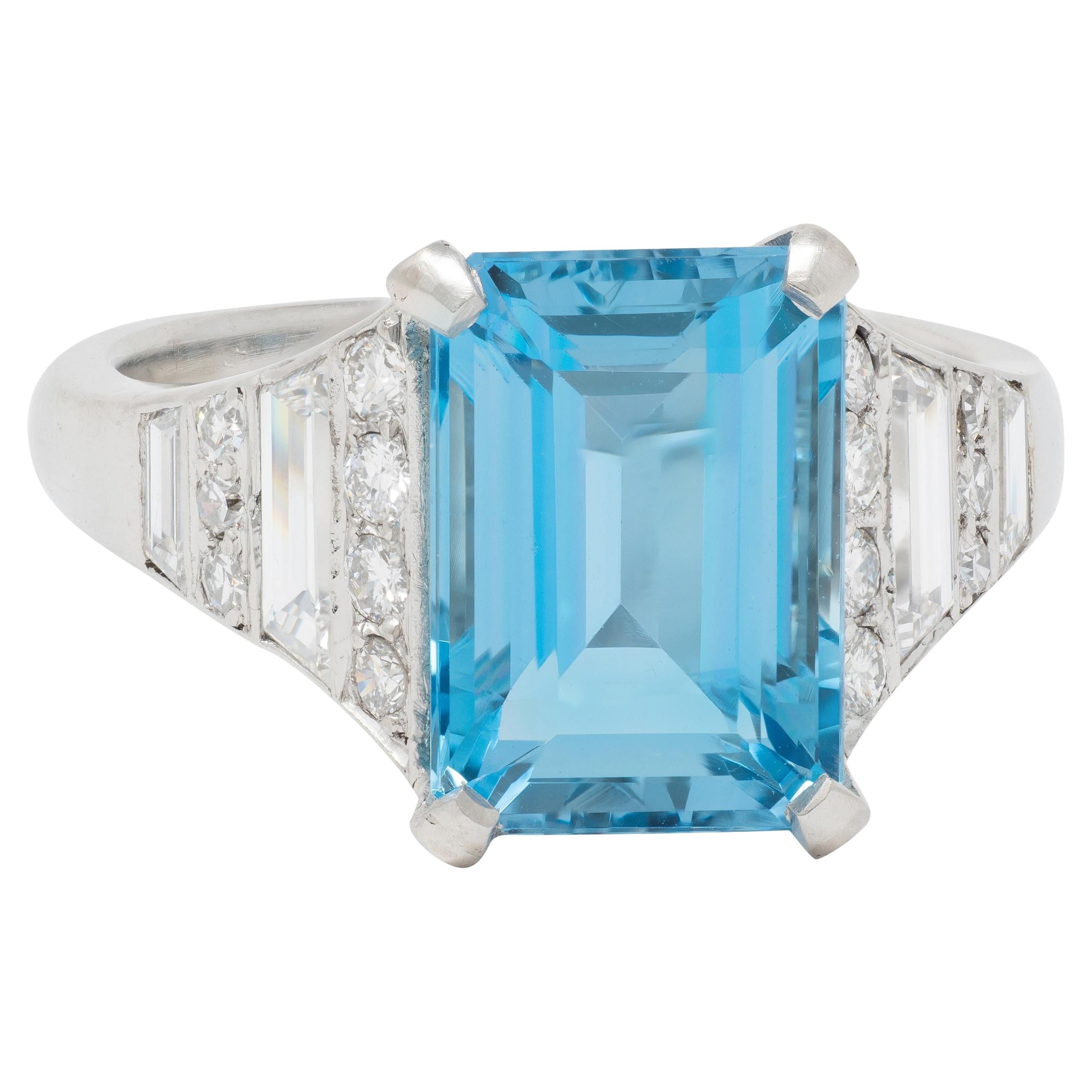 Mid-Century 4.60 CTW Aquamarine Diamond Platinum Vintage Cocktail Ring im Angebot