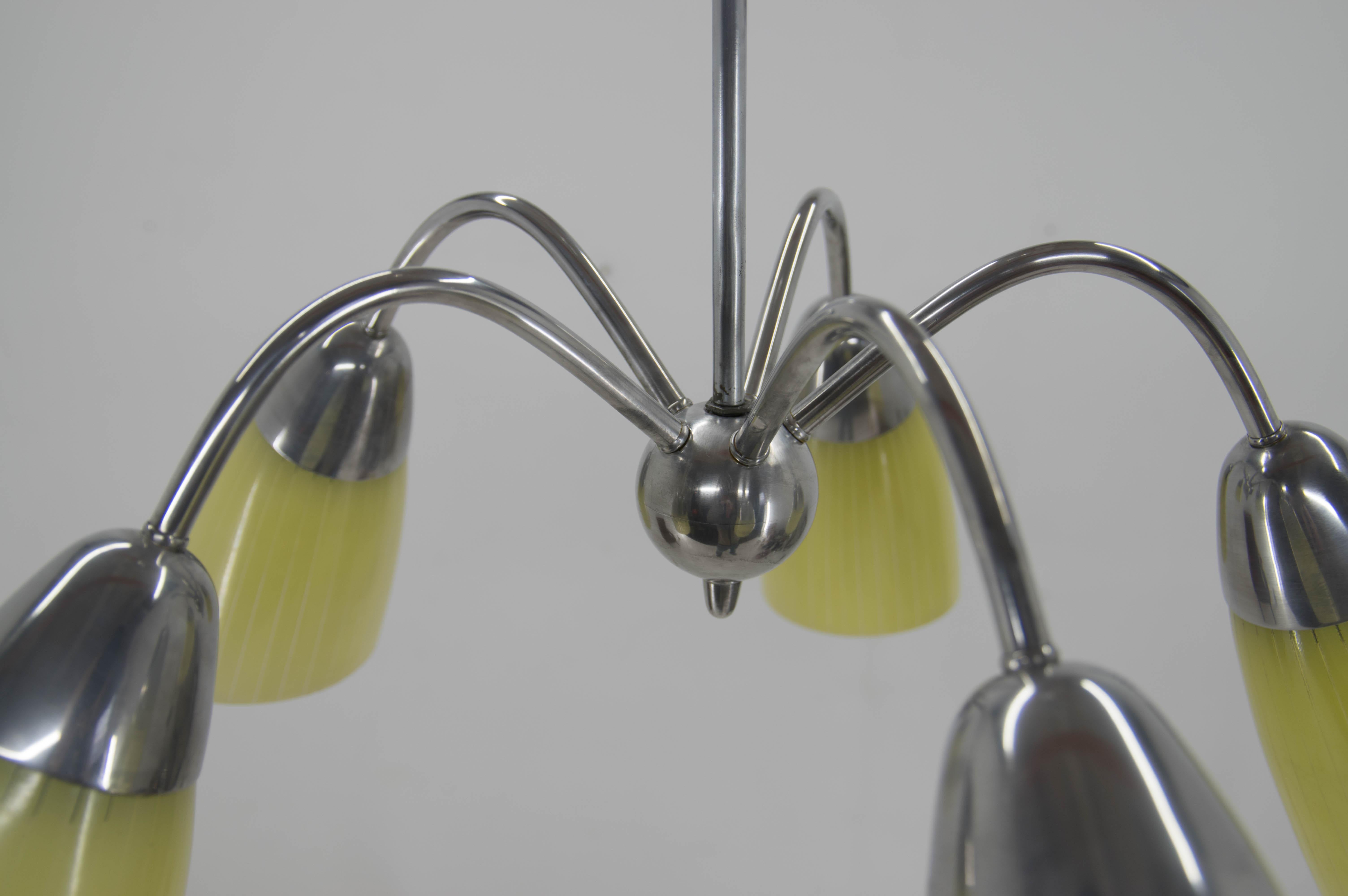 Mid-Century 5-Flamming Chandelier, 1950s In Good Condition For Sale In Praha, CZ
