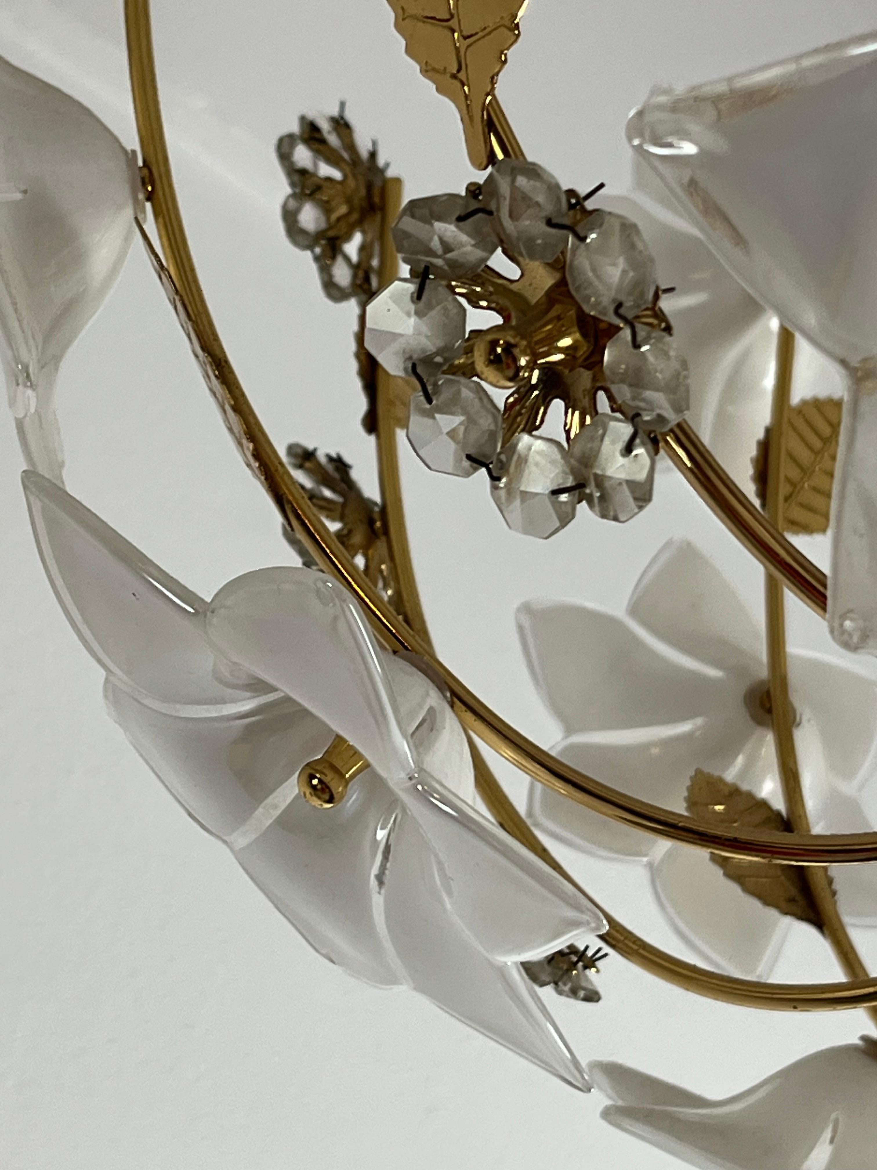 Mid-Century 5-Light Murano Glass Flower Chandelier, 1960s In Good Condition For Sale In Palermo, IT