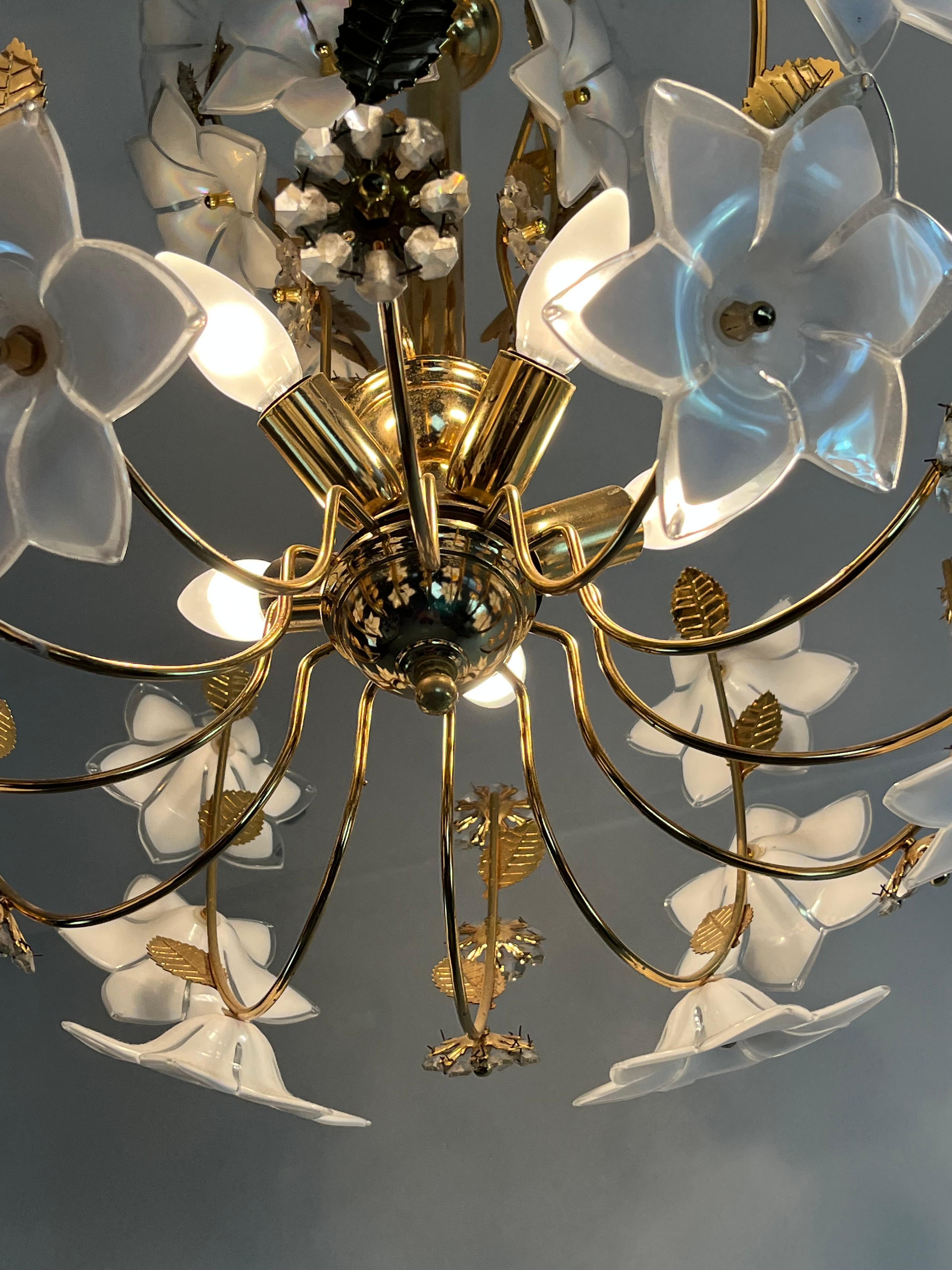 Metal Mid-Century 5-Light Murano Glass Flower Chandelier, 1960s For Sale