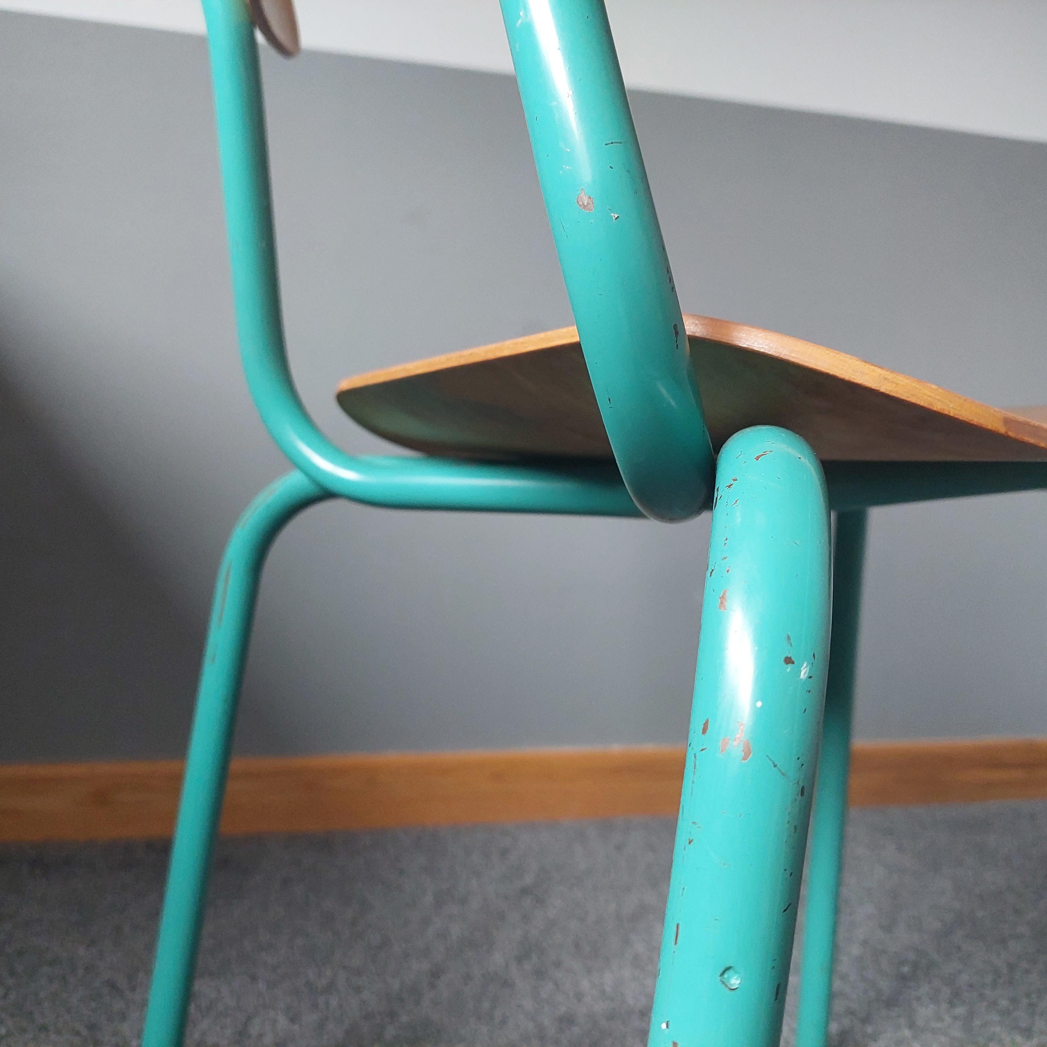 Industrieller Erwachsenen-Stuhl aus Metall und Sperrholz, Mid-Century 50er Jahre 4