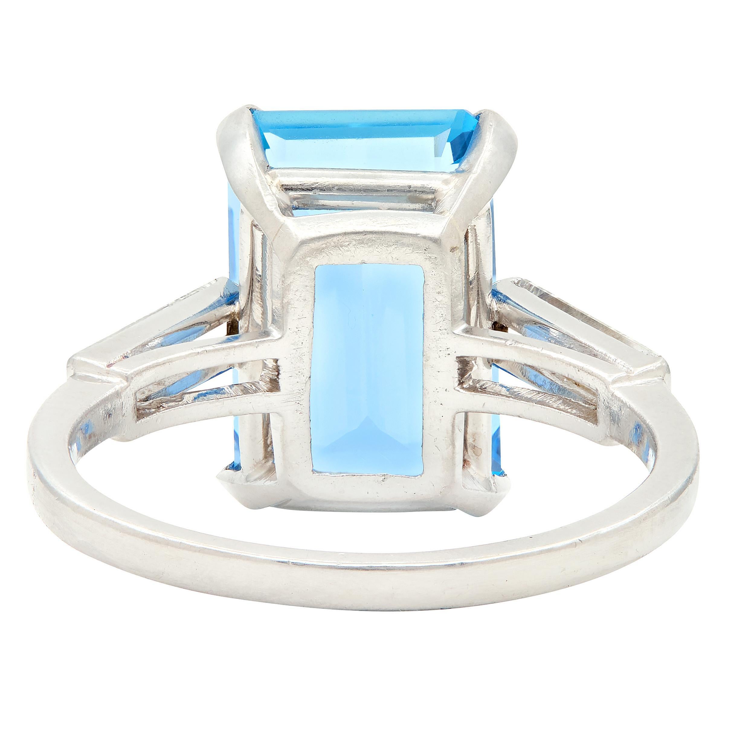 Anello da cocktail vintage in platino con acquamarina e diamante da 5,25 CTW del Mid-Century In condizioni ottime in vendita a Philadelphia, PA