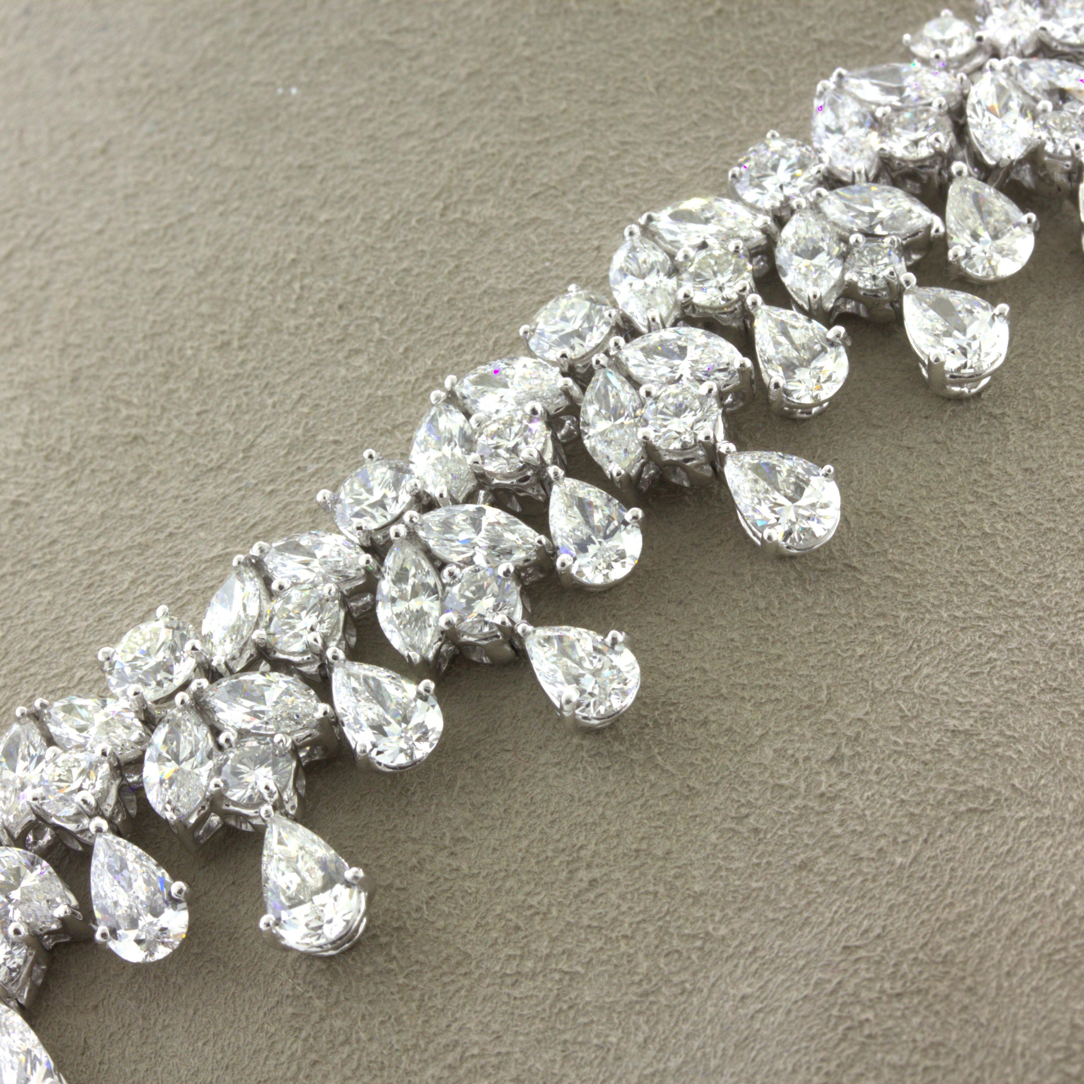 Mid-Century 54 Carat Diamond Drop Platinum Bib Necklace For Sale 2