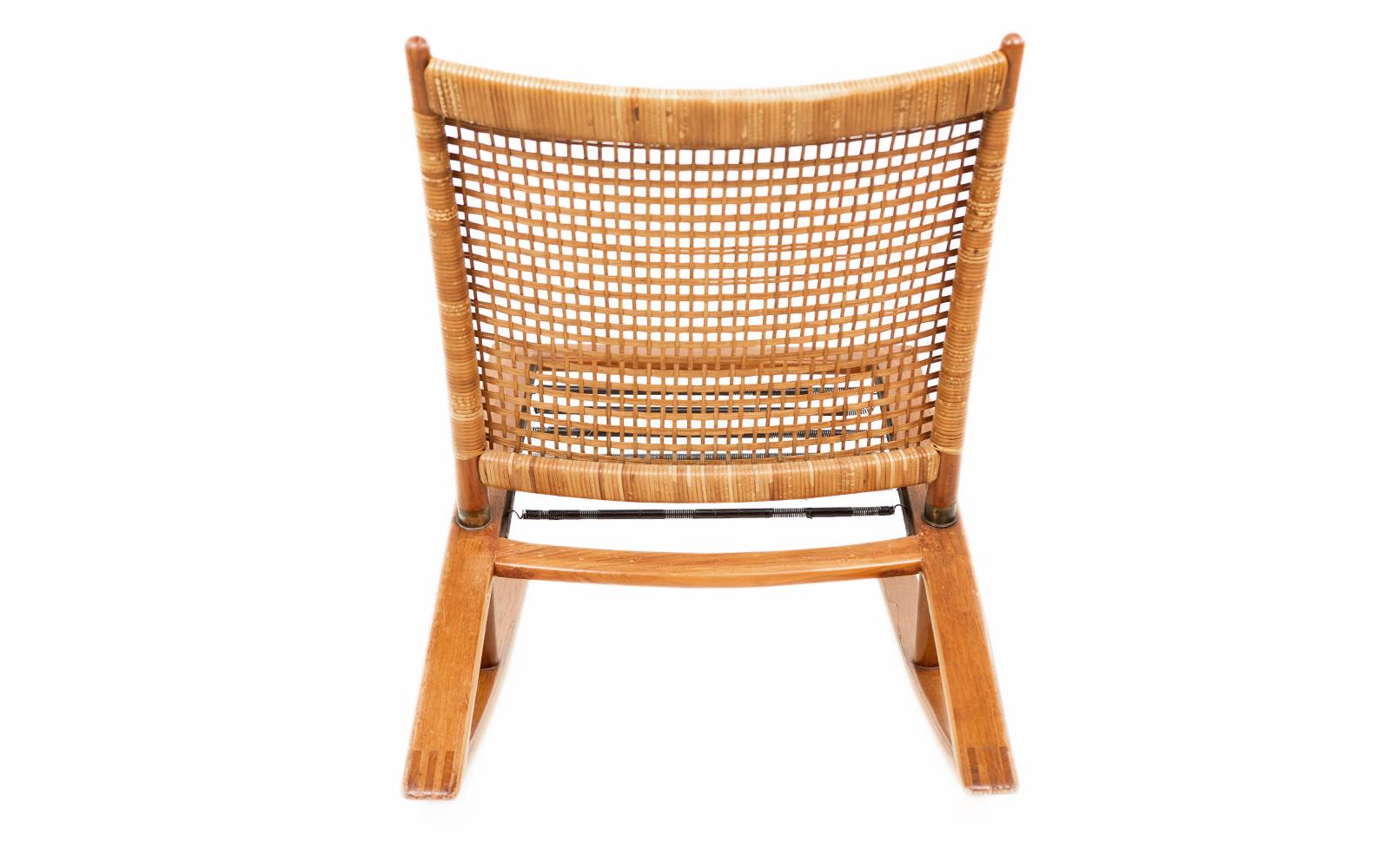 Rocking Chair aus Schilfrohr von Fredrik A Kayser, Mitte des Jahrhunderts im Angebot 1