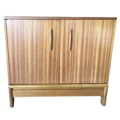 Mid-century 6057 Server Mahogany Sideboard Cabinet, John Keal for Brown Saltman