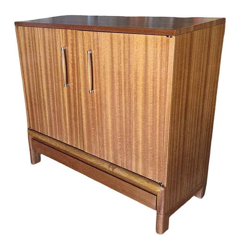 Mid-Century Modern Mid-century 6057 Server Mahogany Sideboard Cabinet, John Keal for Brown Saltman For Sale