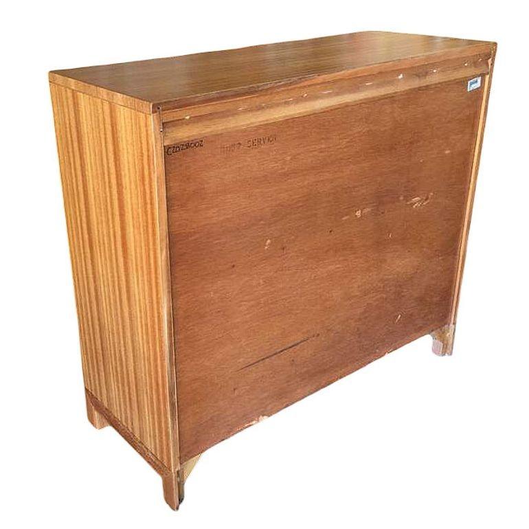 Mid-century 6057 Server Mahogany Sideboard Cabinet, John Keal for Brown Saltman In Excellent Condition For Sale In Van Nuys, CA