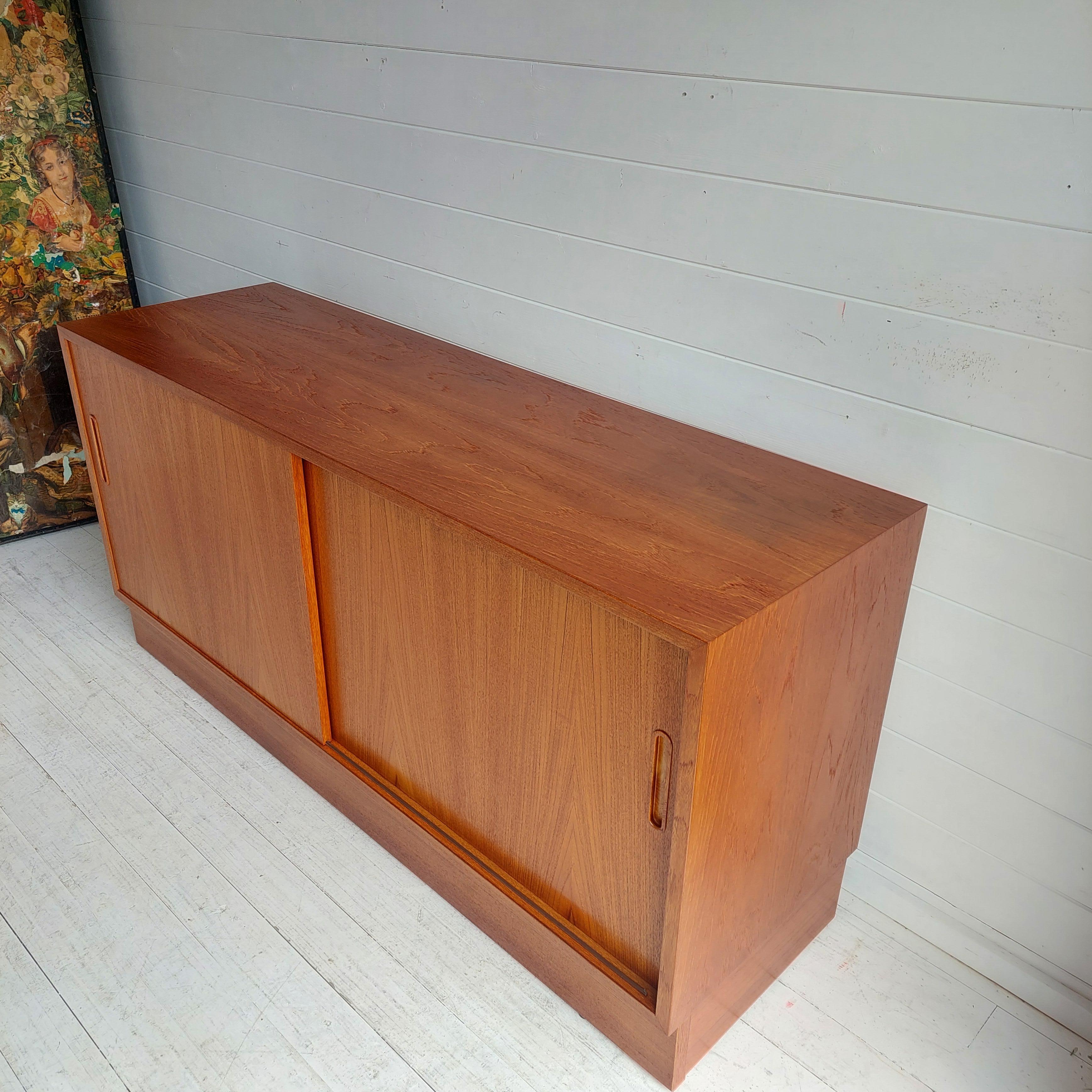 Mid Century 60s Teak Danish  sideboard by Carlo Jensen for Poul Hundevad 8