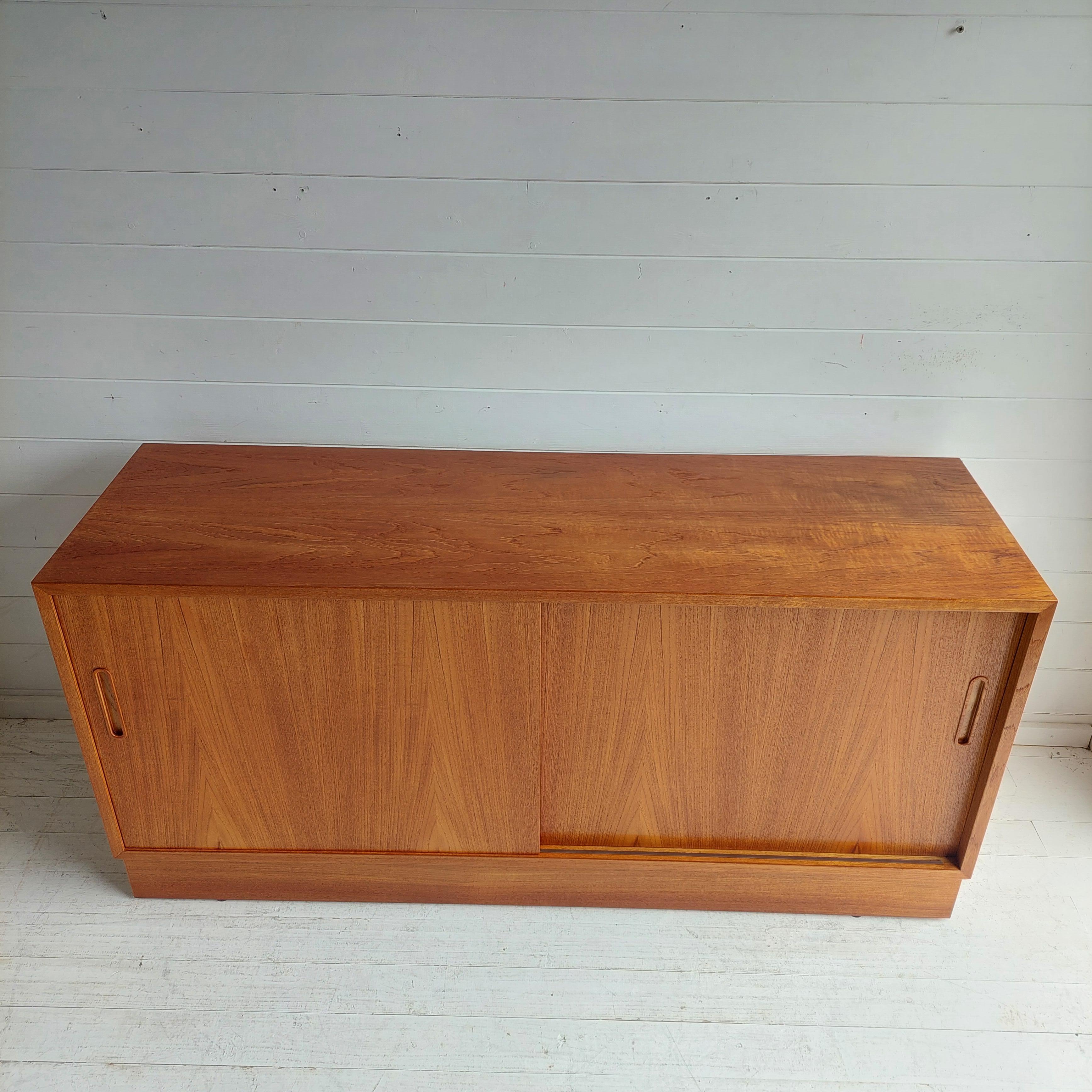 Mid Century 60s Teak Danish  sideboard by Carlo Jensen for Poul Hundevad 1