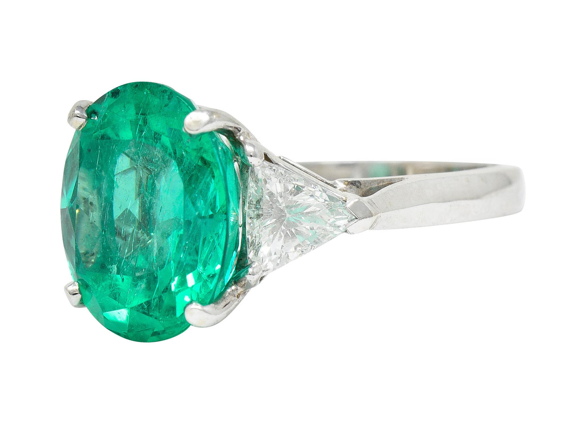 Women's or Men's Mid-Century 6.70 Carats Colombian Emerald Diamond 14 Karat White Gold Ring GIA