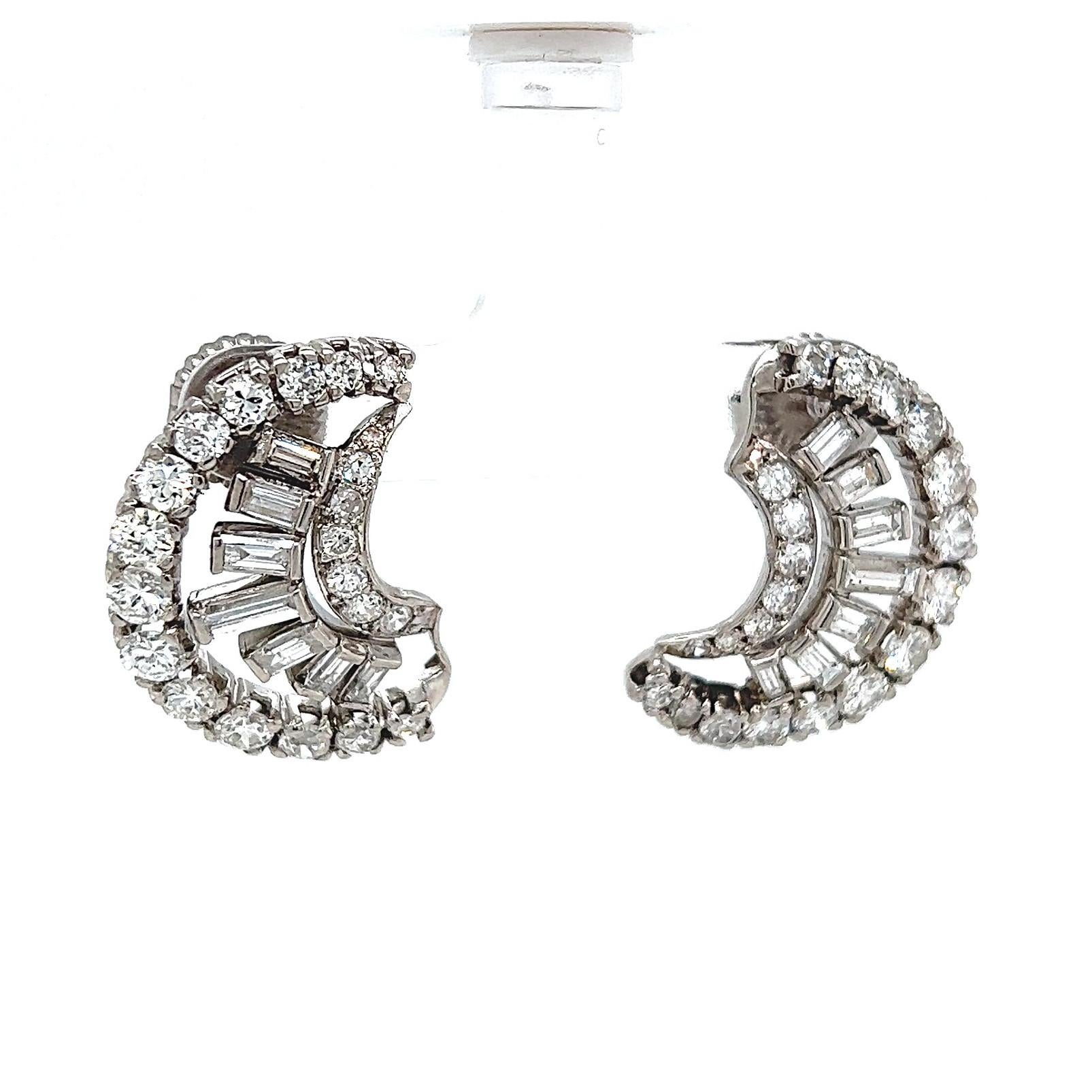 Mid-Century Halbmond-Ohrringe mit 7,00 Karat Diamanten aus Platin für Damen oder Herren