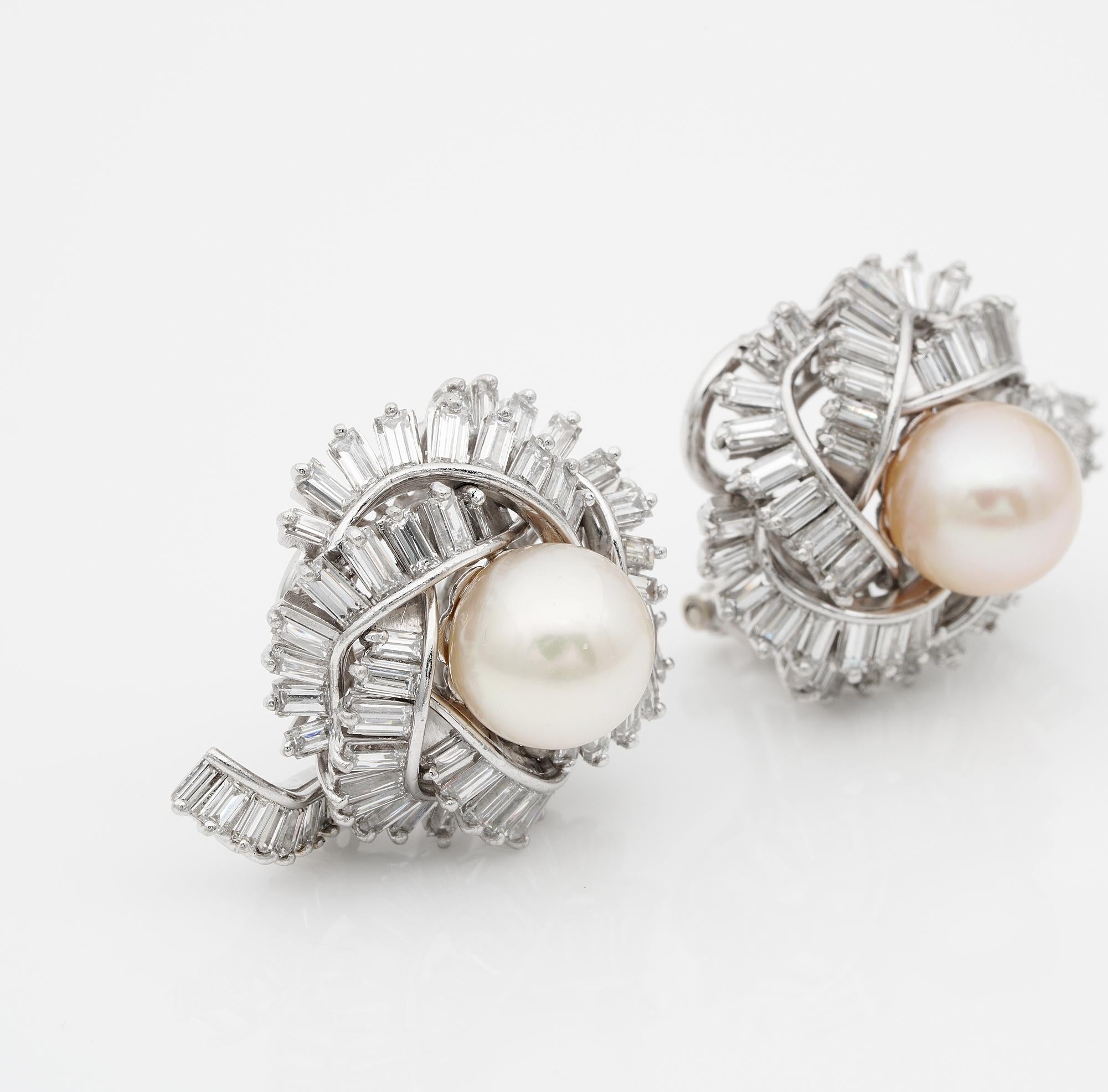 Contemporary Mid Century 7.00 Ct Diamond 9.5 mm Pearl Platinum earrings For Sale