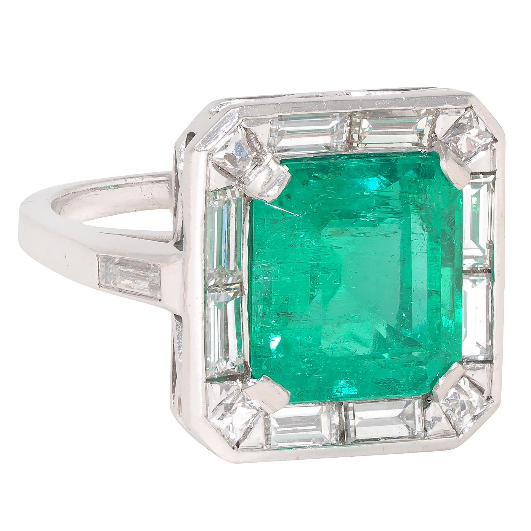 Modern Mid-Century 7.00 CTW Colombian Emerald Diamond Platinum Vintage Halo Ring GIA For Sale
