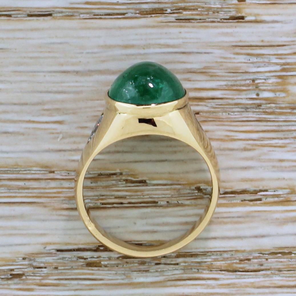 Midcentury 7.10 Carat Cabochon Emerald and Pear Cut Diamond Ring For Sale 1