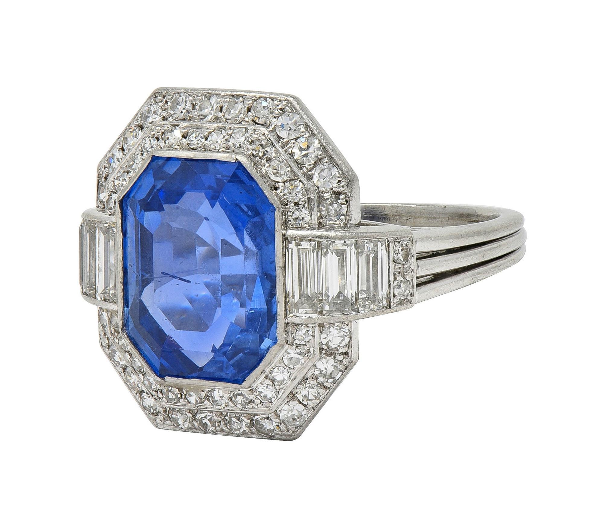 Bague halo vintage du milieu du siècle, saphir de Ceylan non chauffé, diamant et platine, 7,12 carats poids total en vente 2