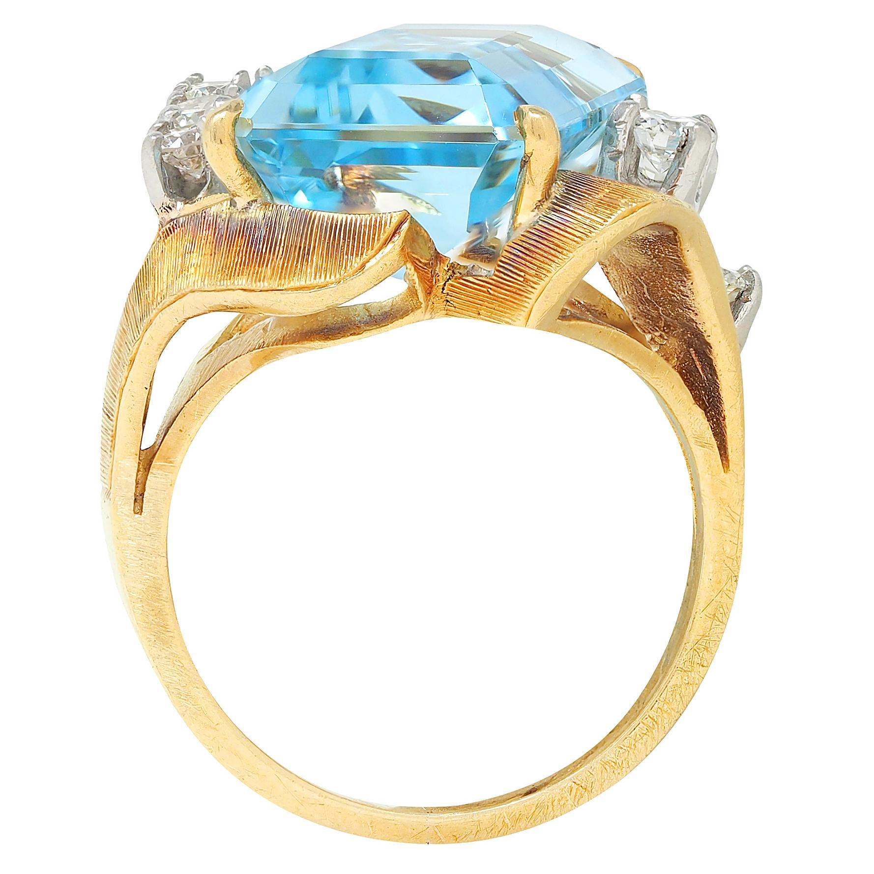 Mid-Century 7.40 CTW Aquamarin Diamant 18K zweifarbiges Gold Vintage Cocktail Ring Damen im Angebot