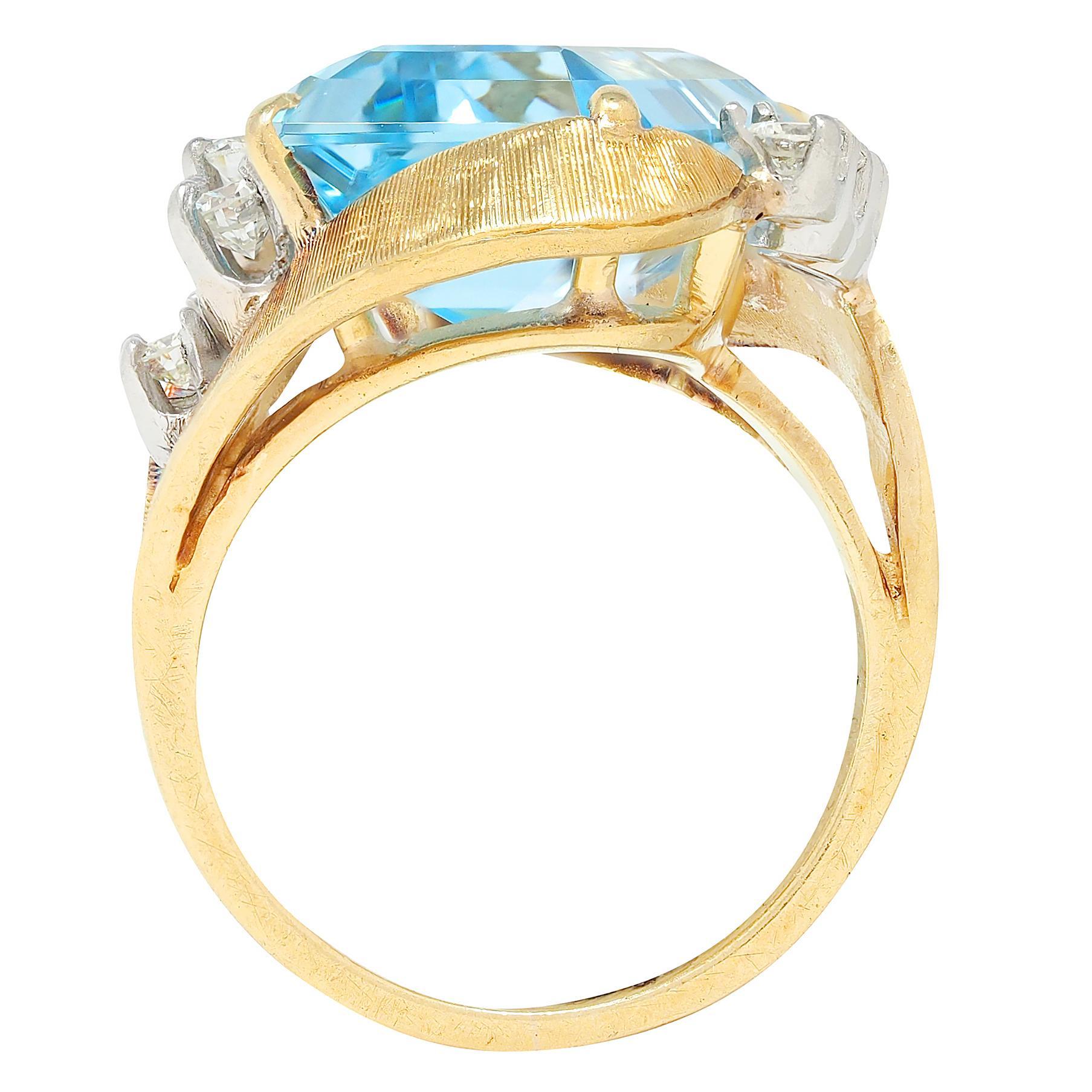 Mid-Century 7.40 CTW Aquamarin Diamant 18K zweifarbiges Gold Vintage Cocktail Ring im Angebot 1