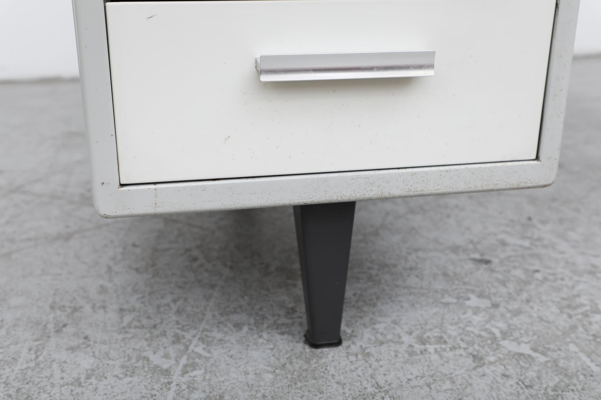 Mid-Century '7800 Series' Desk by A.R Cordemeyer for Gispen 6