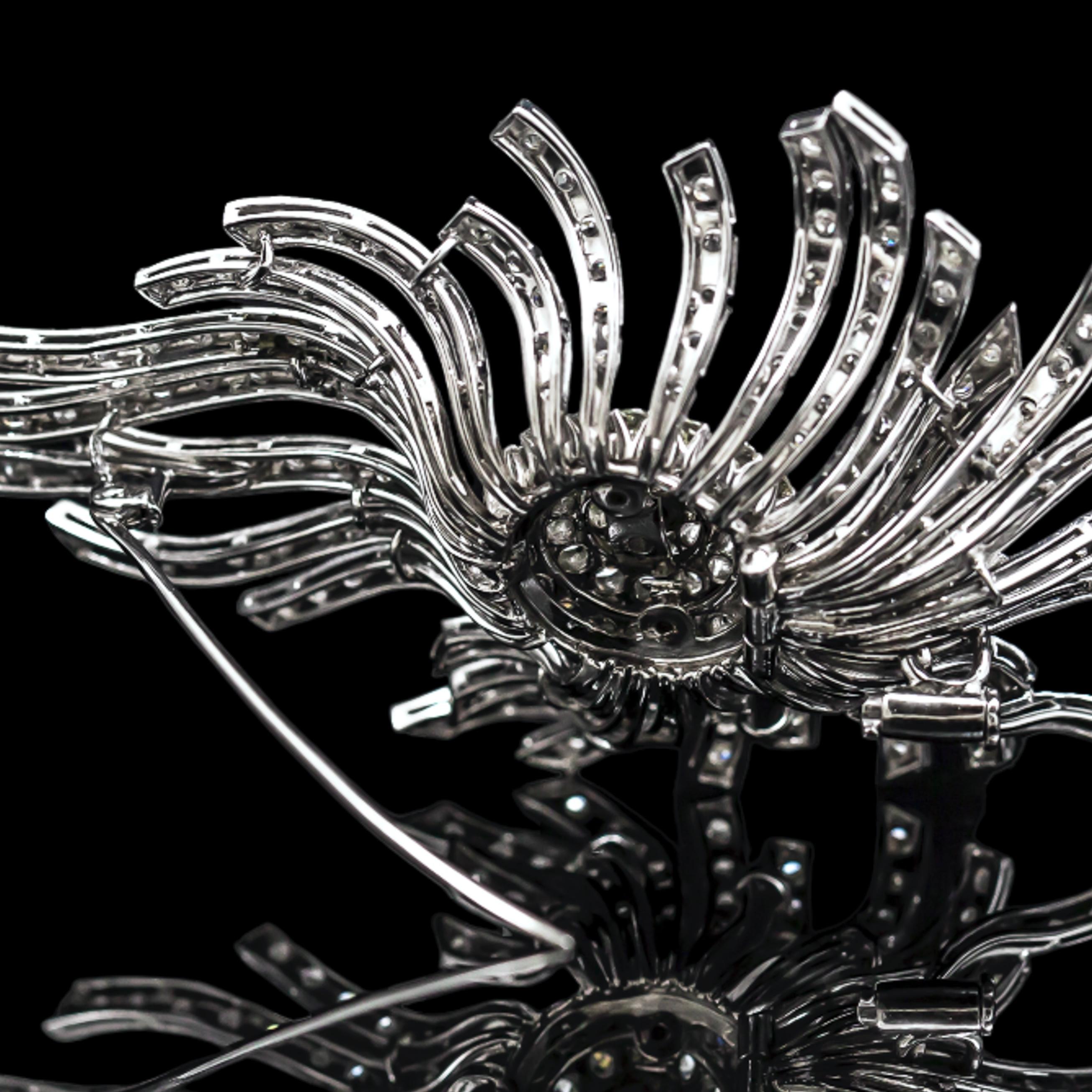 Mid-Century 8 Carat Diamond Celestial Floral Brooch Platinum 1950s 1960s en vente 5