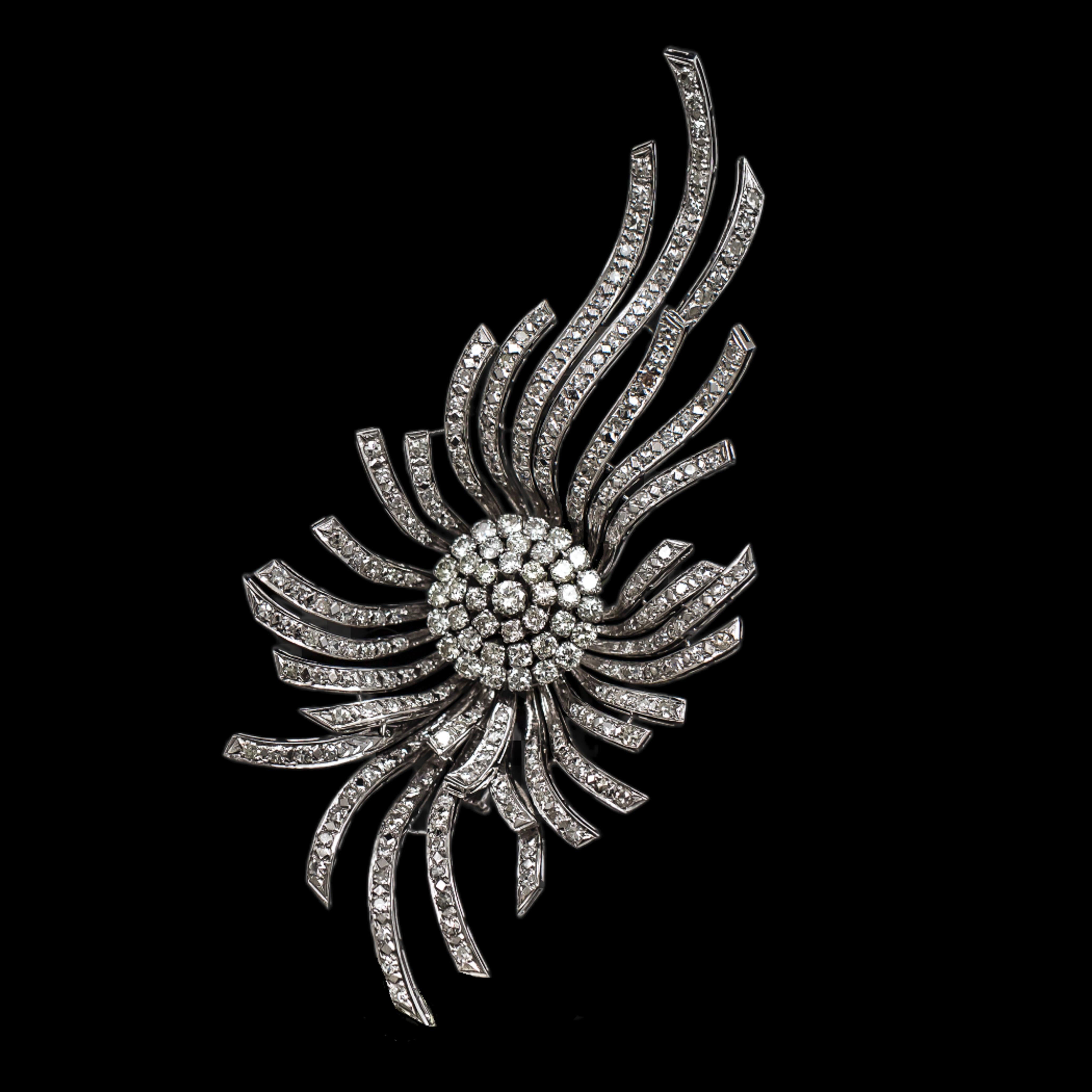 Mid-Century 8 Carat Diamond Celestial Floral Brooch Platinum 1950s 1960s Bon état - En vente à Lisbon, PT