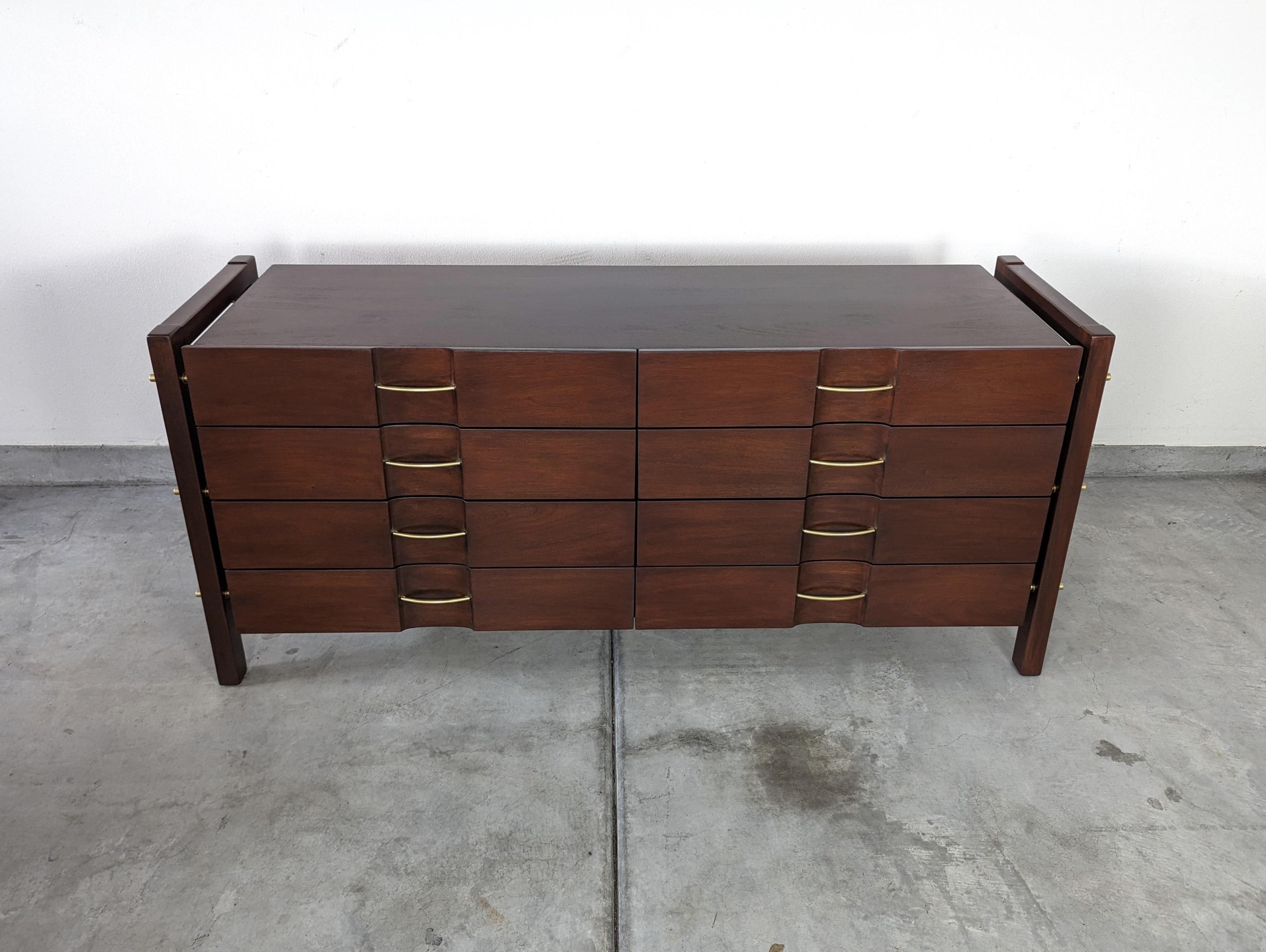 Mid-Century Modern Mid Century 8-Drawer Dresser by Edmond J. Spence for Industria Mueblera, c1950s For Sale