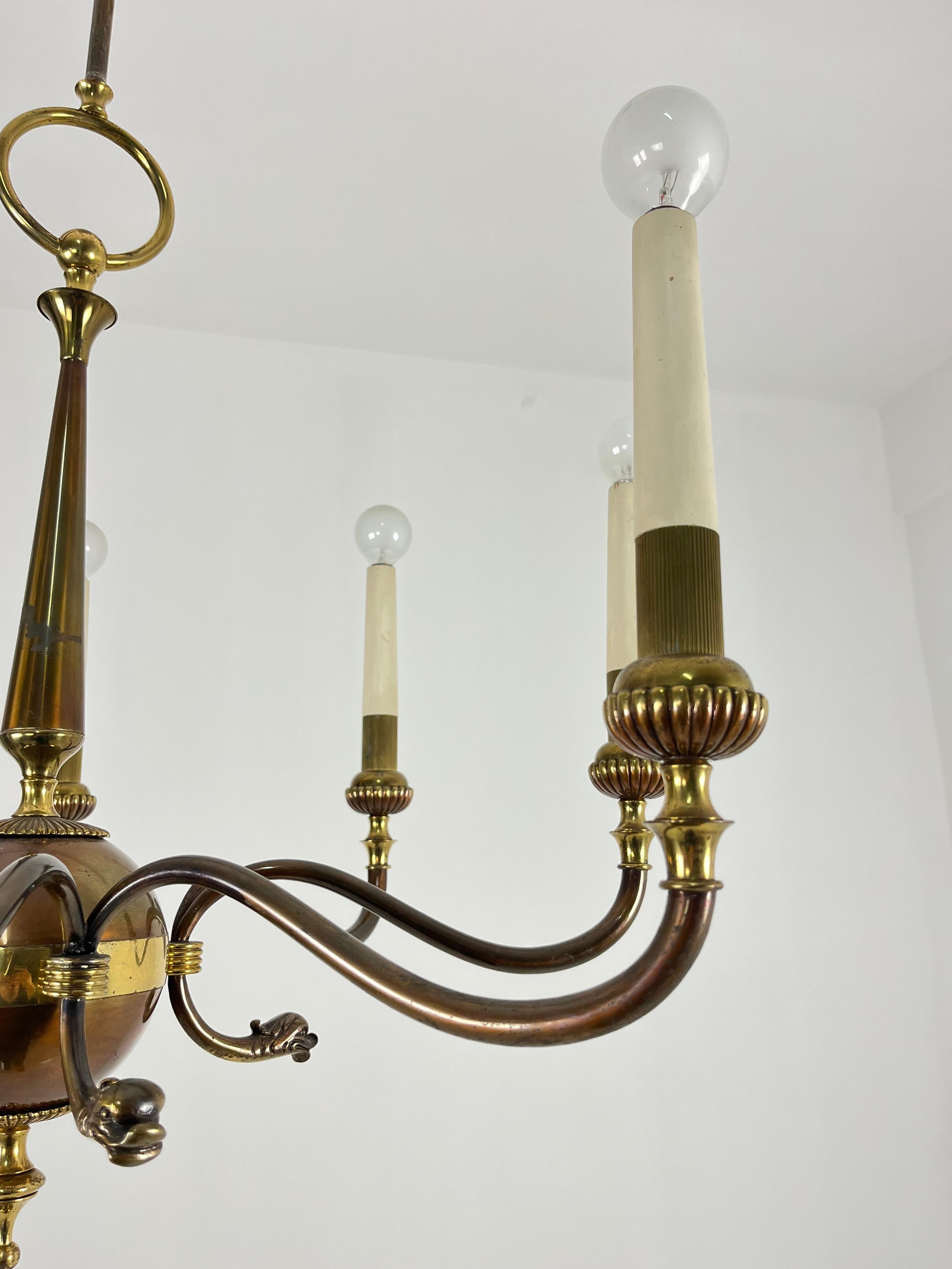 Lampadario a 8 luci in ottone di metà secolo, anni '50 in vendita 2