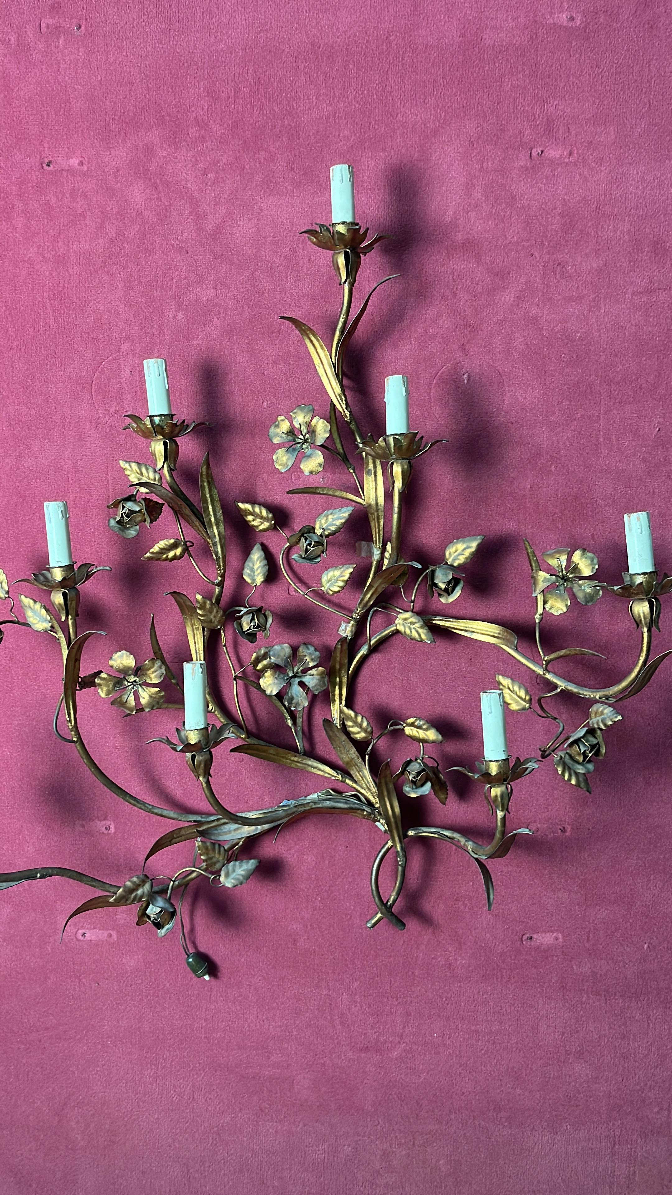 Lámpara de pared de 8 luces de mediados de siglo, envío DHL con derechos de aduana pagados en Bueno estado para la venta en Palermo, IT